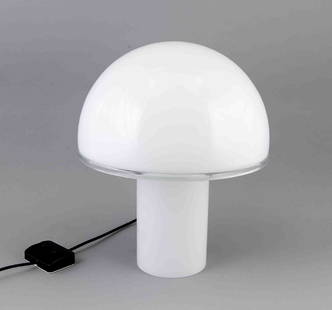 Artemide Tischlampe, Onfale Tavolo grande, Entwurf: Artemide Tischlampe, Onfale Tavolo grande, Entwurf Luciano Vistosi, 1978, spätere Ausführung, Opalglas, pilzförmiger Korpus, elektr., Ø 36 cm, H. 44 cm