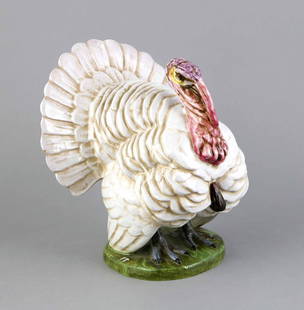 Truthahn, Florenz,: Truthahn, Florenz, Italien, um 1936, wohl Terrakottafabrik Urbano Zaccagnini & Figli, im Sockel umles. sign., Keramik-Tierplastik auf Rundsockel, vollplastische, stehende Darstellung in aufgeplusterte