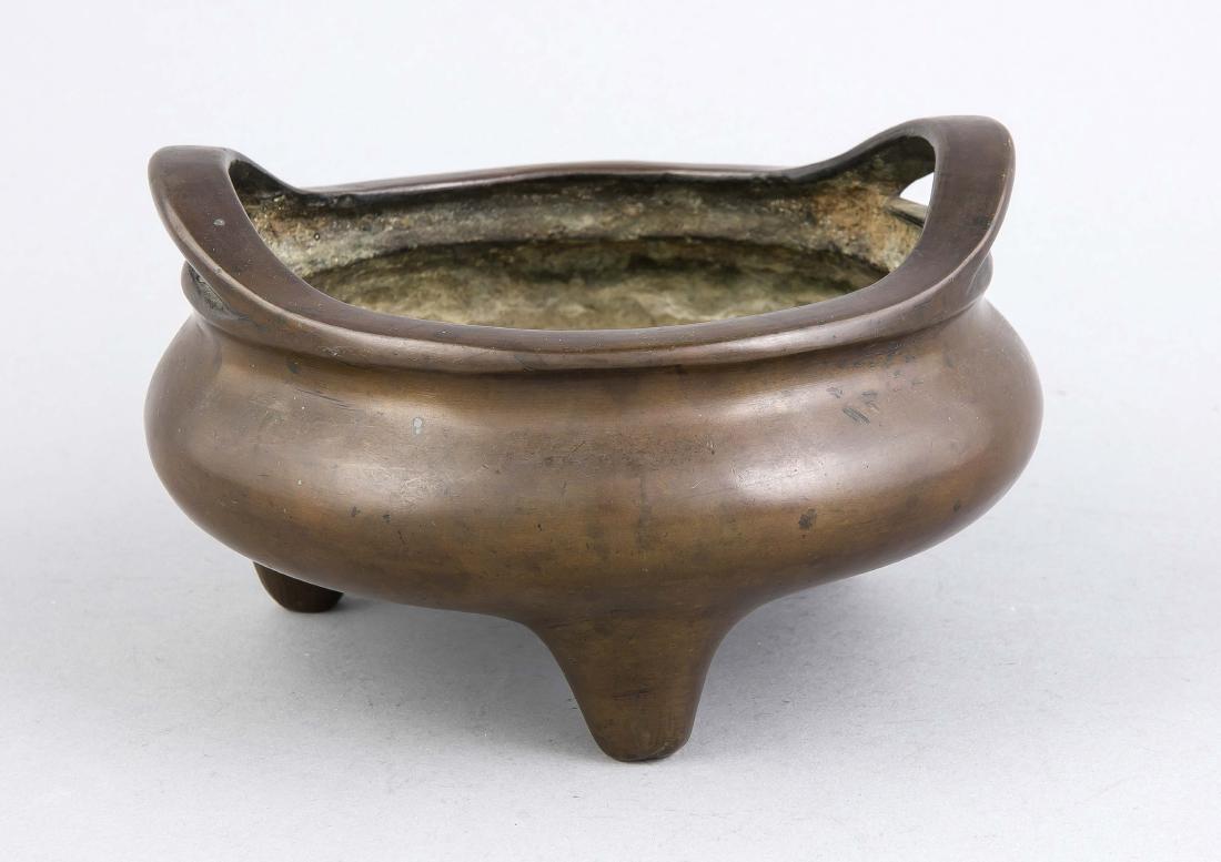 Dreibeiniges Räuchergefäß, China, 18 (1 of 1)