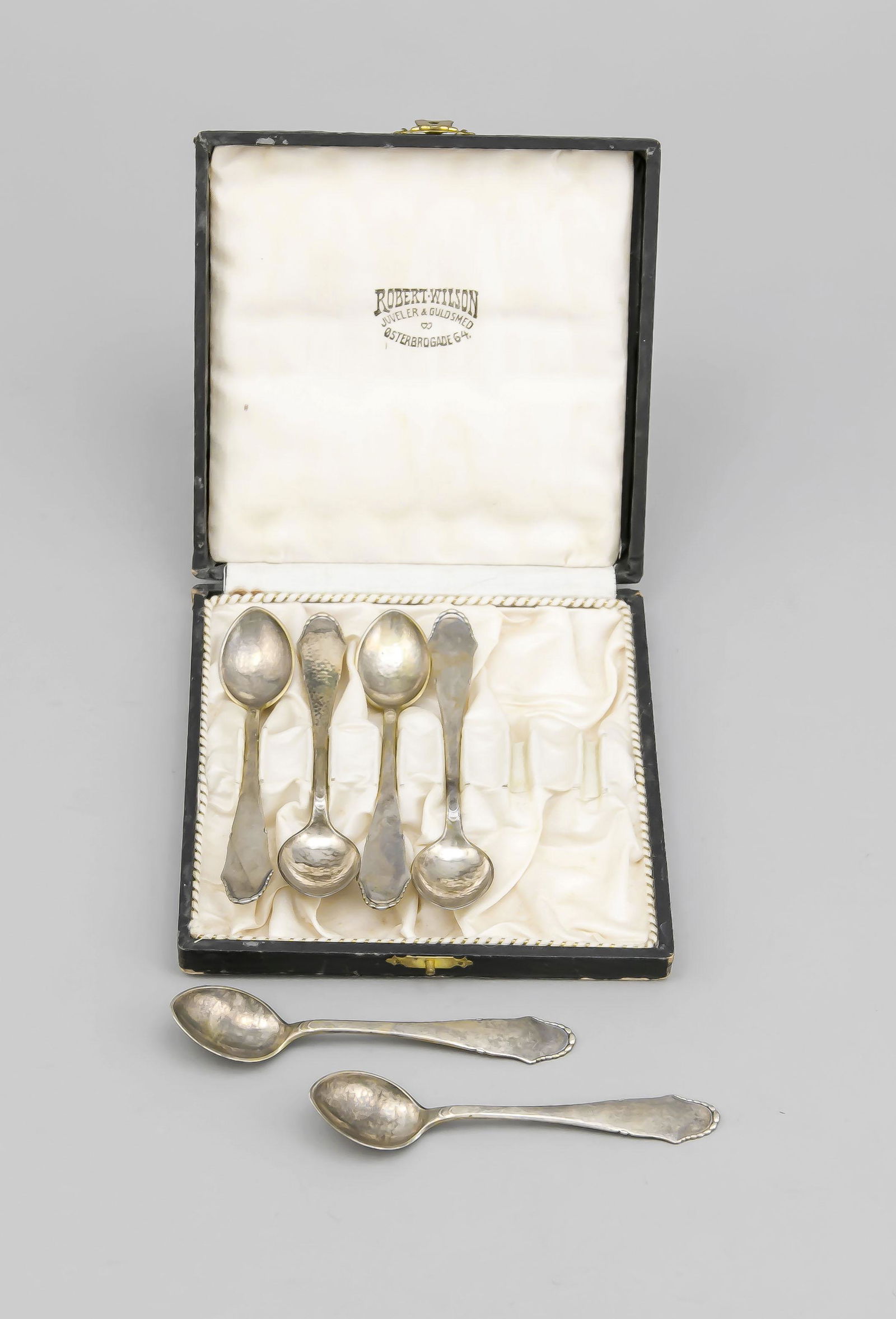 Six Art Deco teaspoons, D: Six Art Deco teaspoons, Denmark, 1930, assay master mark: Christian F. Heise, hallmarked Grann & Laglye, Copenhagen, jeweler brand Robert Wilson, silver 826/000, curved conclusion, hammered decor, L.