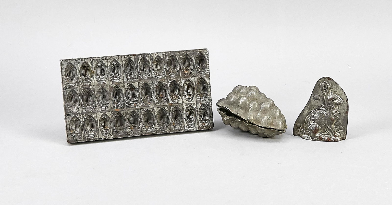 3 historische Backformen, (1 of 1)