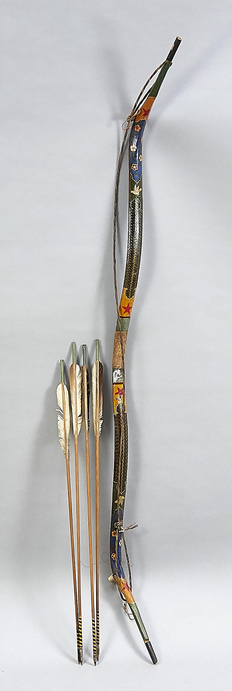 Bow and 4 arrows, Persia (1 of 1)