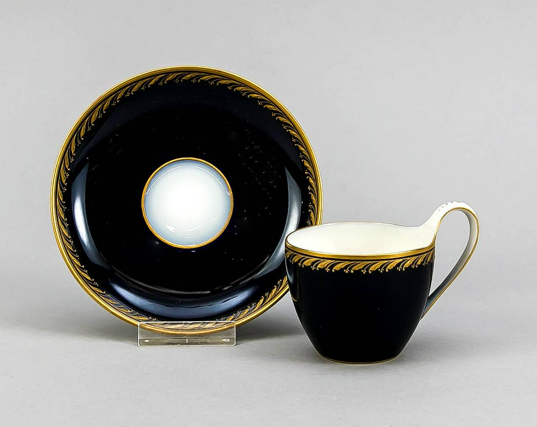 Mocha cup with saucer, KPM Ber (1 of 1)