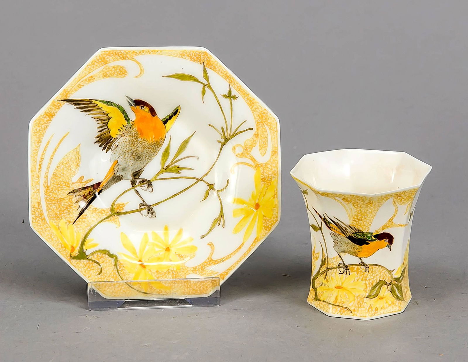 Art Nouveau cup and saucer, Ro (1 of 1)