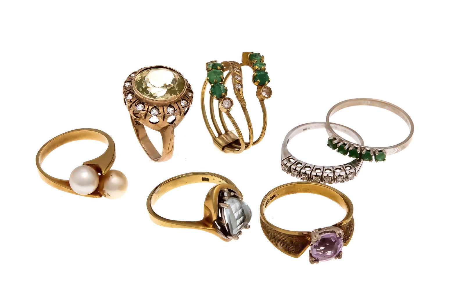 Mixed lot of 7 rings 585/ (1 of 1)