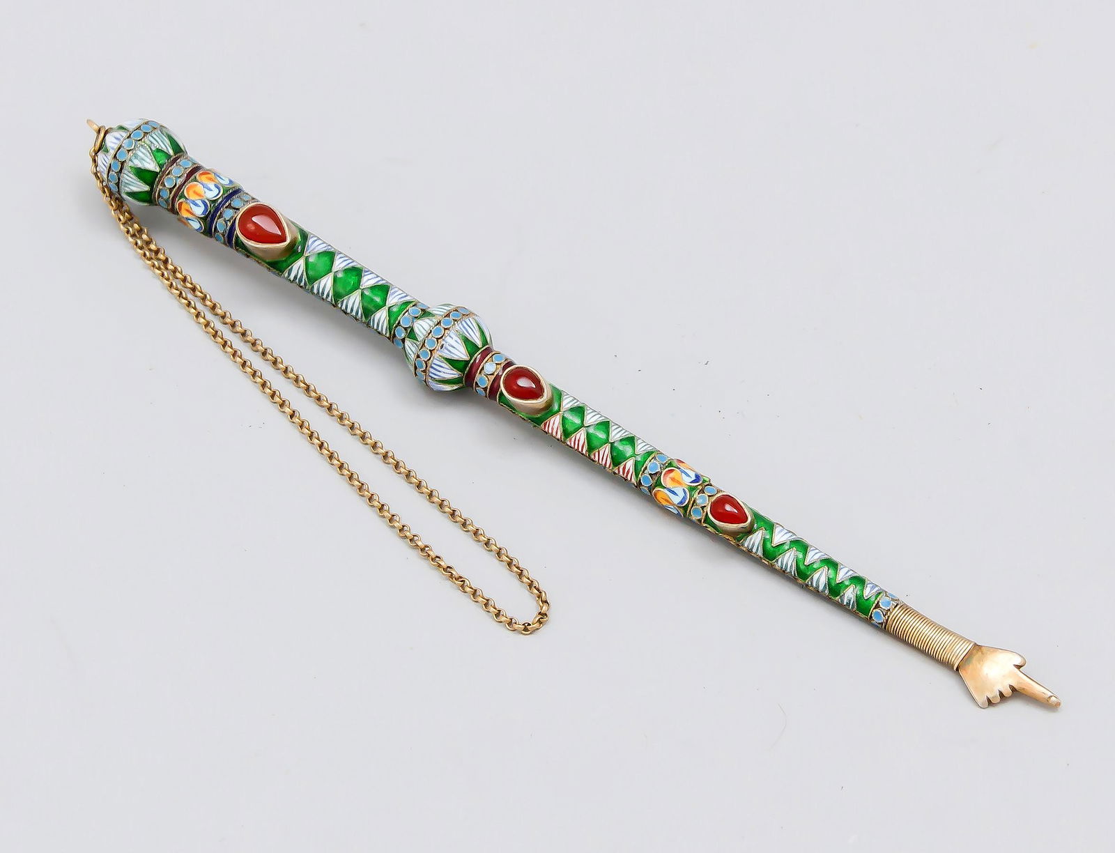 Torah pointer, probably R (1 of 1)