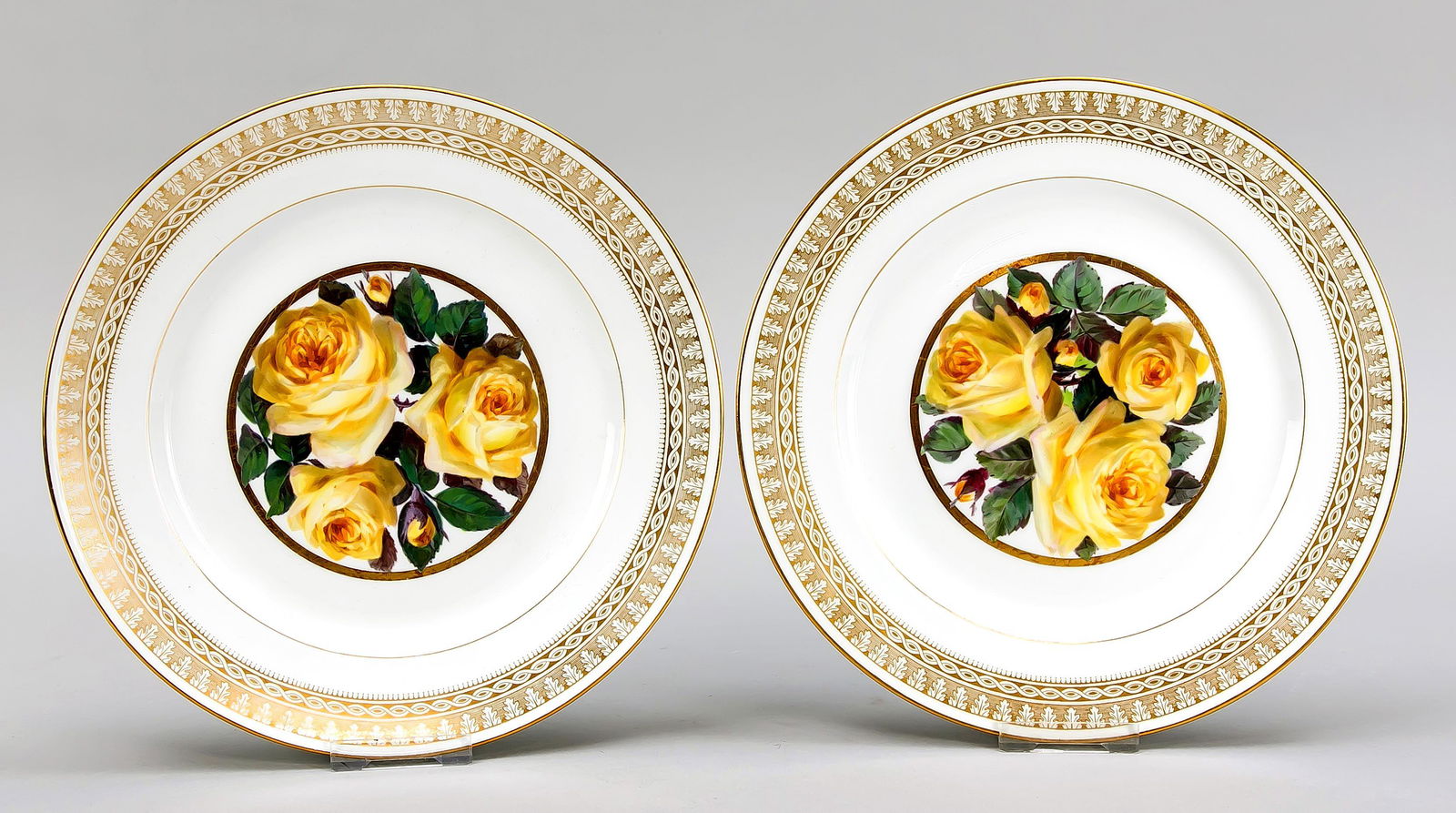 Two picture plates, Meissen, around: Two picture plates, Meissen, around 1890-1900, 1st choice, smooth form, in the mirror fine polychrome painting with yellow roses, design Julius Eduard Braunsdorf, flag with fine gold border, Ã˜ 26 c