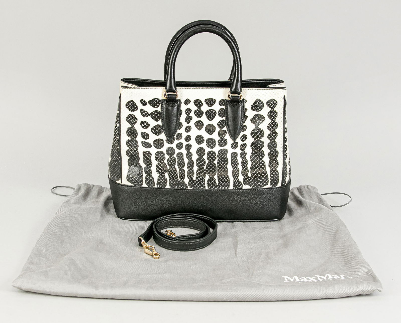 Handbag by Max Mara, zebra snake pa: Handbag by Max Mara, zebra snake pattern in black and white. With dust bag and authentication card, minimal signs of storage, approx. 23 x 30 cm.