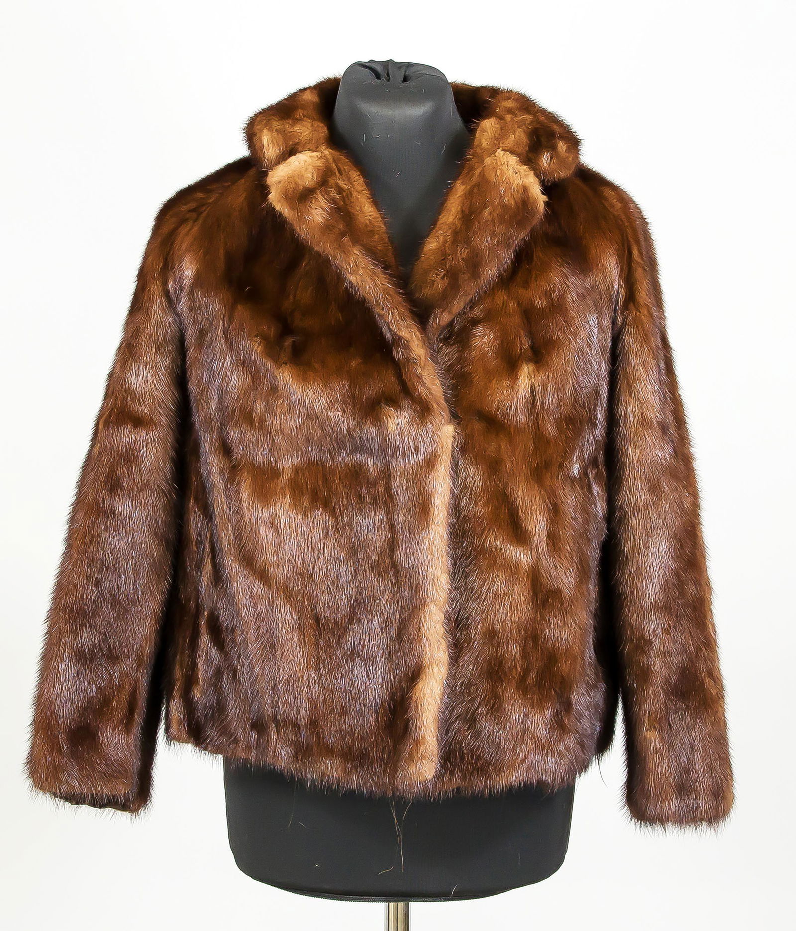 Ladies mink jacket, dark brown. Wit (1 of 1)