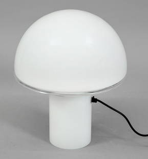 Designer table lamp, 2nd h. 20: Designer table lamp, 2nd h. 20th c., Artemide Onfale Tavolo Grande, Luciano Vistosi, 1978. mushroom-shaped glass body, minimal traces of use, h. 45 cm.