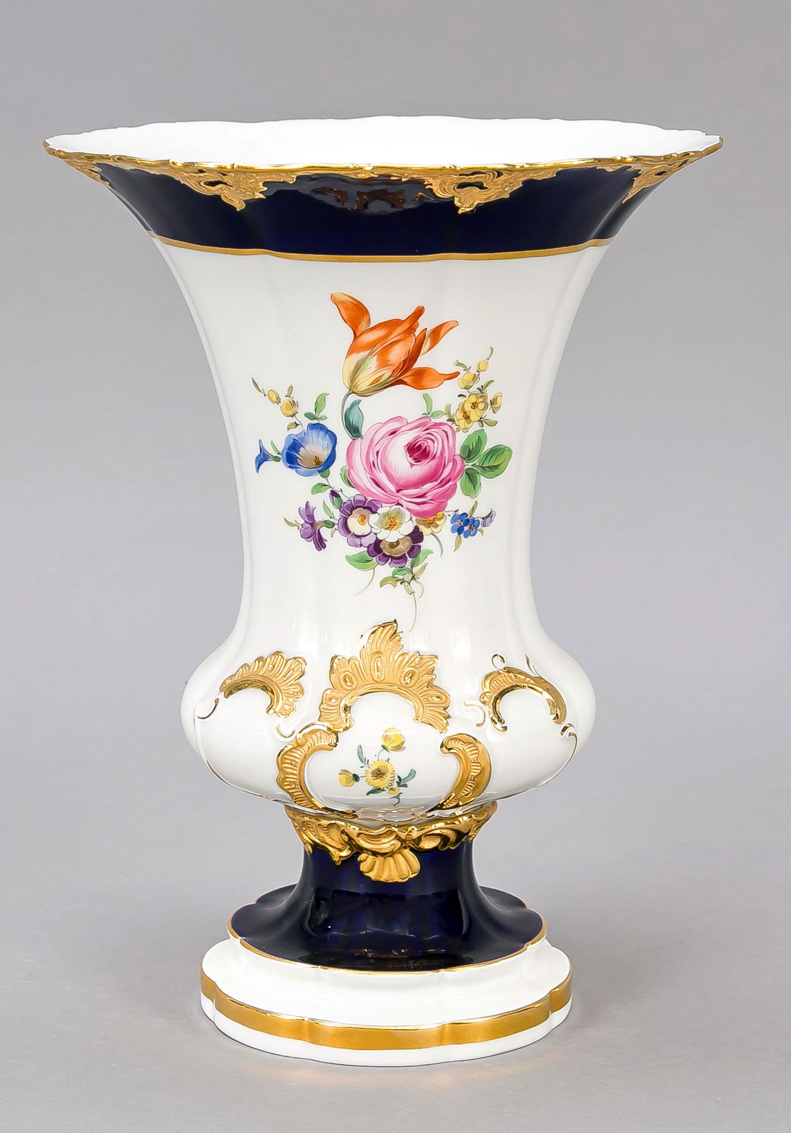 Magnificent vase, Meissen, 197 (1 of 2)