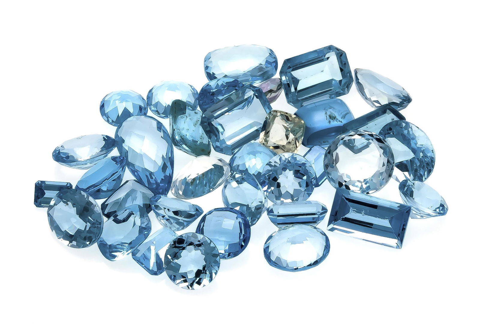 mixed lot of blue topazes, tog (1 of 1)