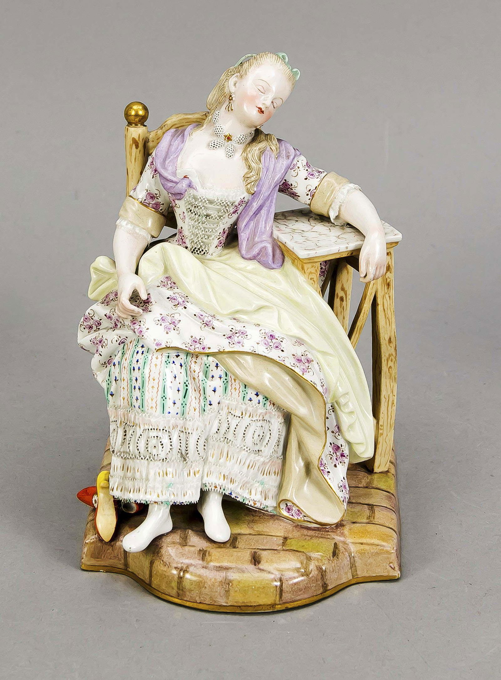 The Sleeping Louise, Meissen, brand (1 of 1)