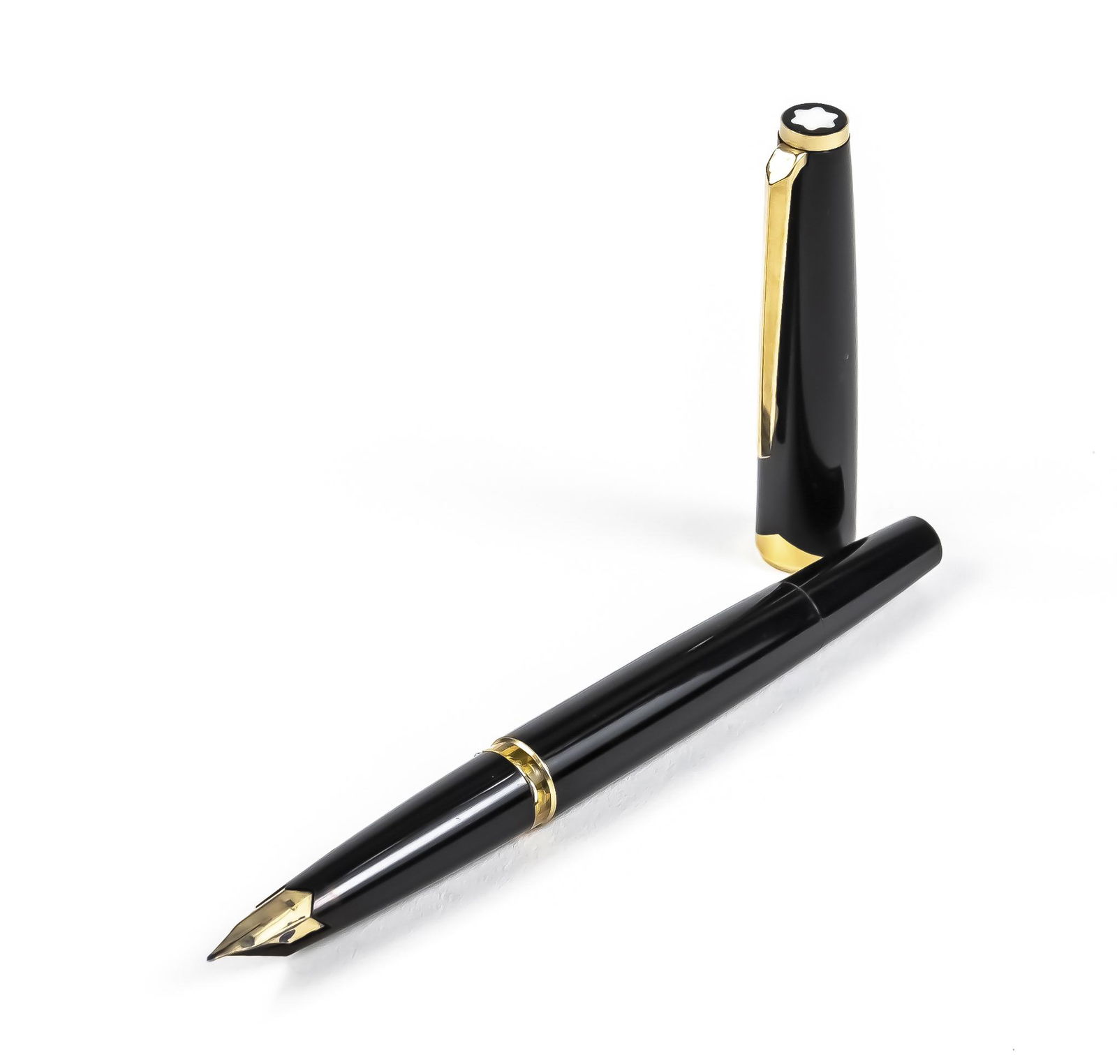Montblanc piston fountain pe (1 of 1)