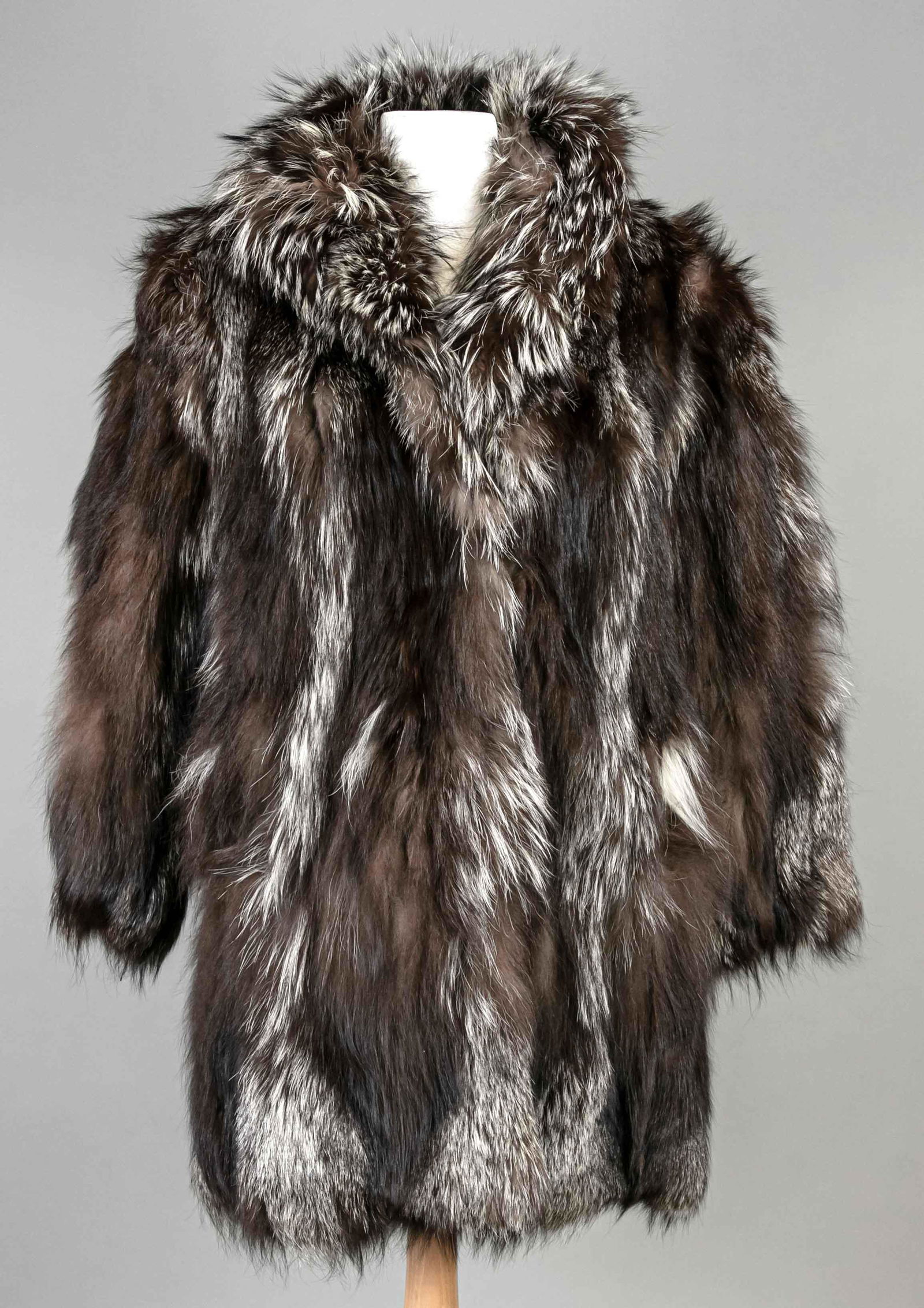 Ladies' jacket in silver fox, (1 of 1)