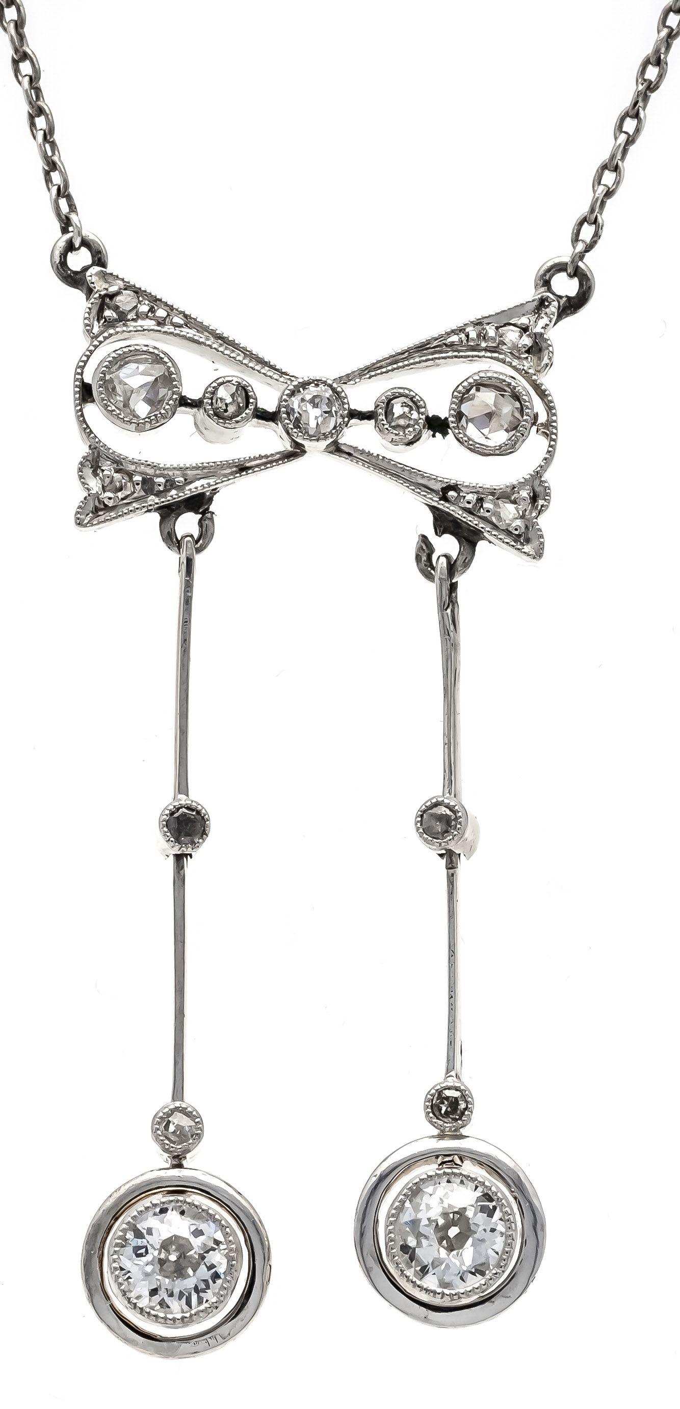 Art Deco necklace WG/GG 585/00: Art Deco necklace WG/GG 585/000 unstamped, tested, with 2 old cut diamonds, total 0,22 ct W/SI and diamond roses, chain with box clasp and SI eight, l. 44 cm, 3,8 g