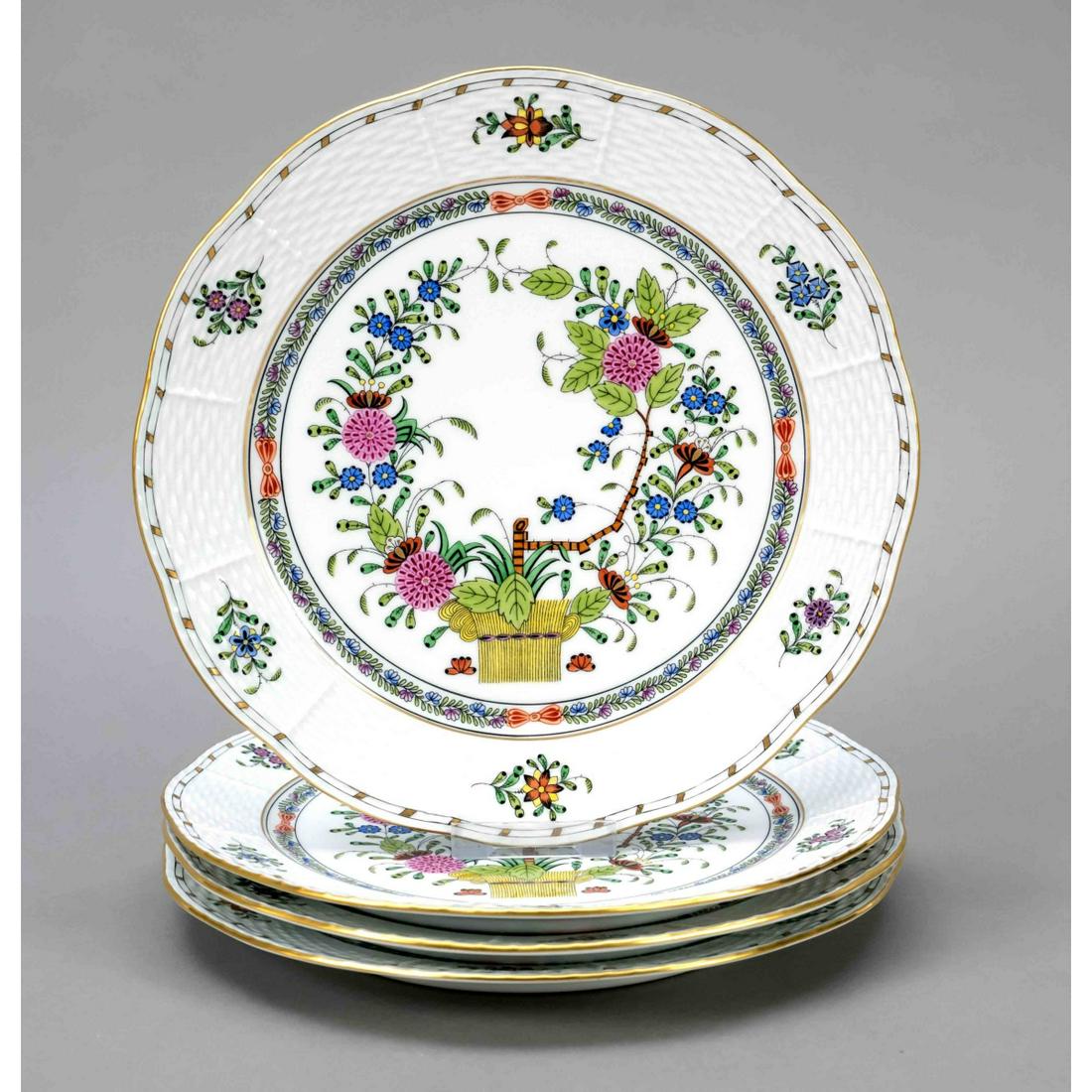 Four dinner plates, Herend, ma (1 of 1)