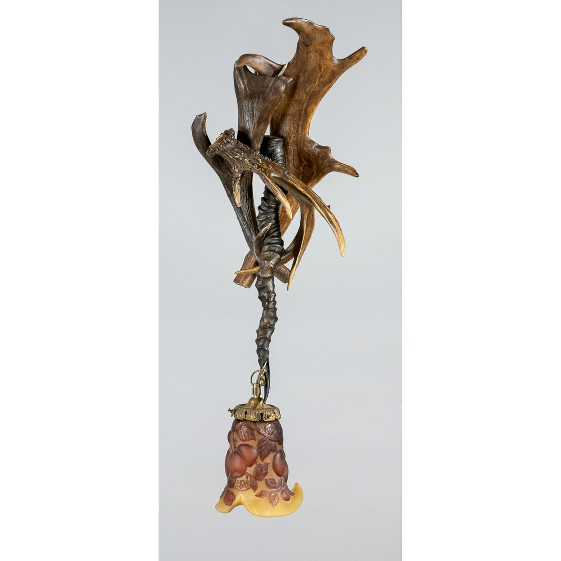 Wall lamp with antler holder, (1 of 1)