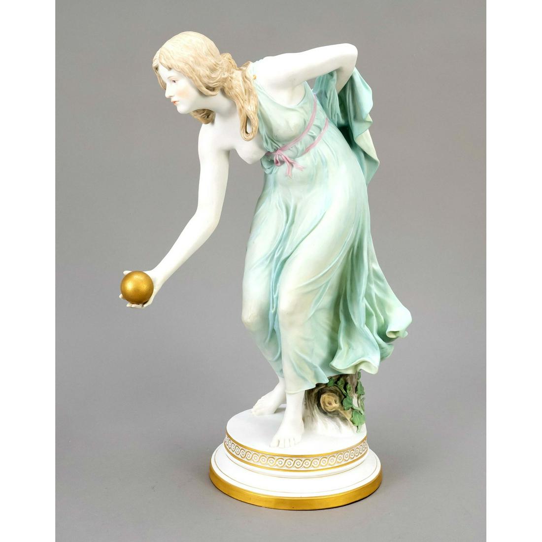 Ball player, Meissen, Knauf period: Ball player, Meissen, Knauf period (1850-1924), jubilee mark for 1910, 1st choice, design by Walter Schott (1861 Ilsenburg - 1938 Berlin), first form 1897. Moving figure of a young lady throwing a gol