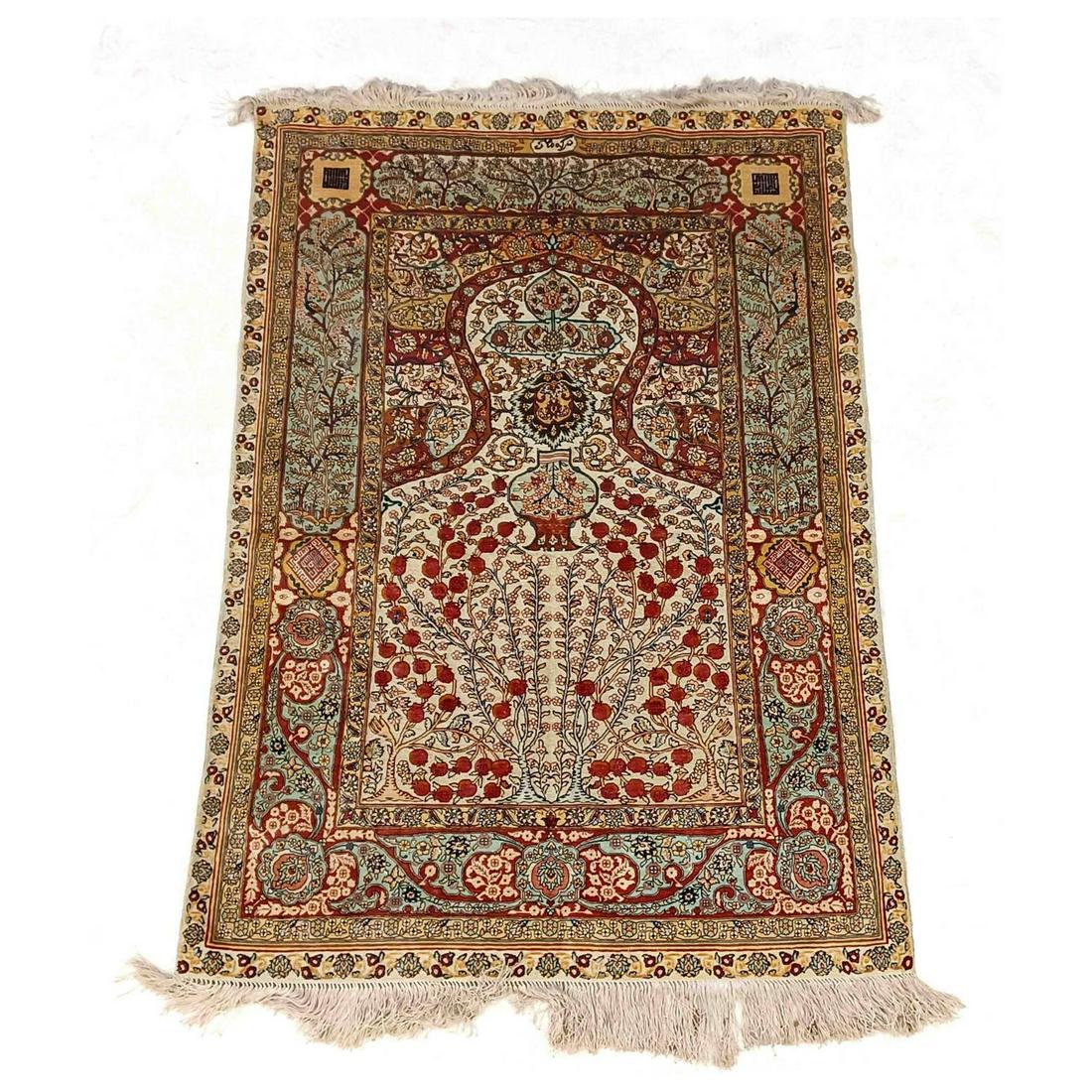 Carpet (prayer rug) silk 154 x 107 (1 of 1)