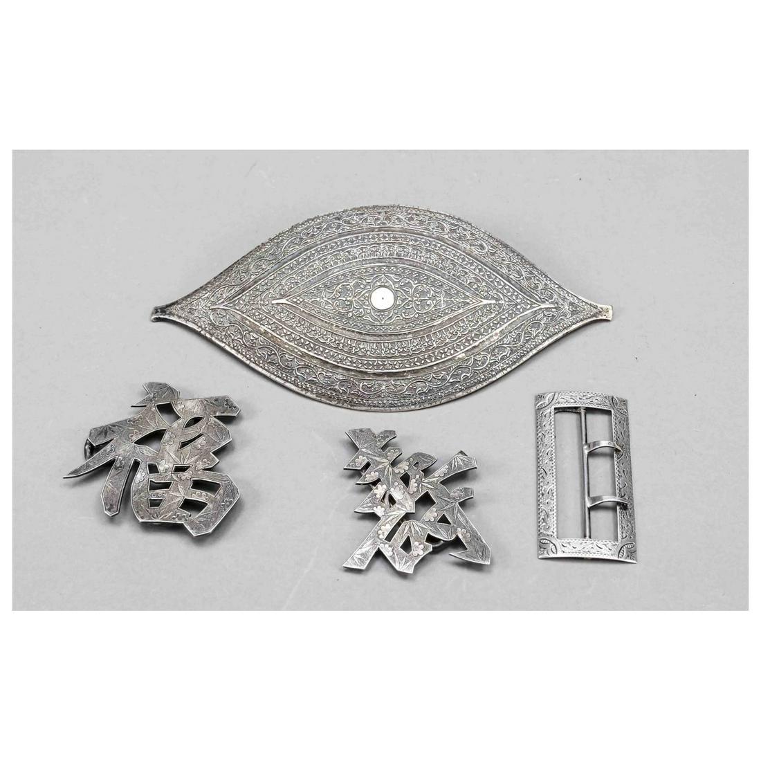 Four belt buckles, 20th century, diff: Four belt buckles, 20th century, different makers, sterling silver 925/000 and silver tested respectively, different shapes and decorations, l. to 17 cm, total weight ca. 144 g