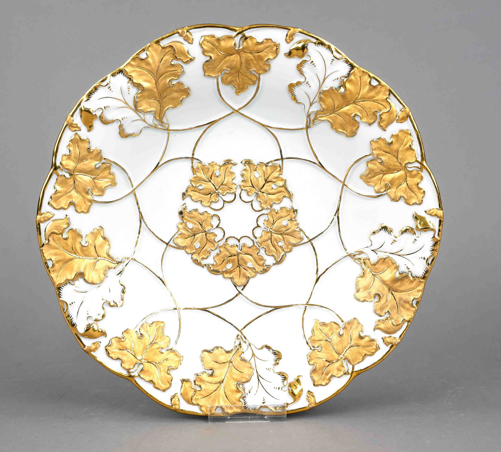 A ceremonial bowl, Meissen, mark (1 of 1)