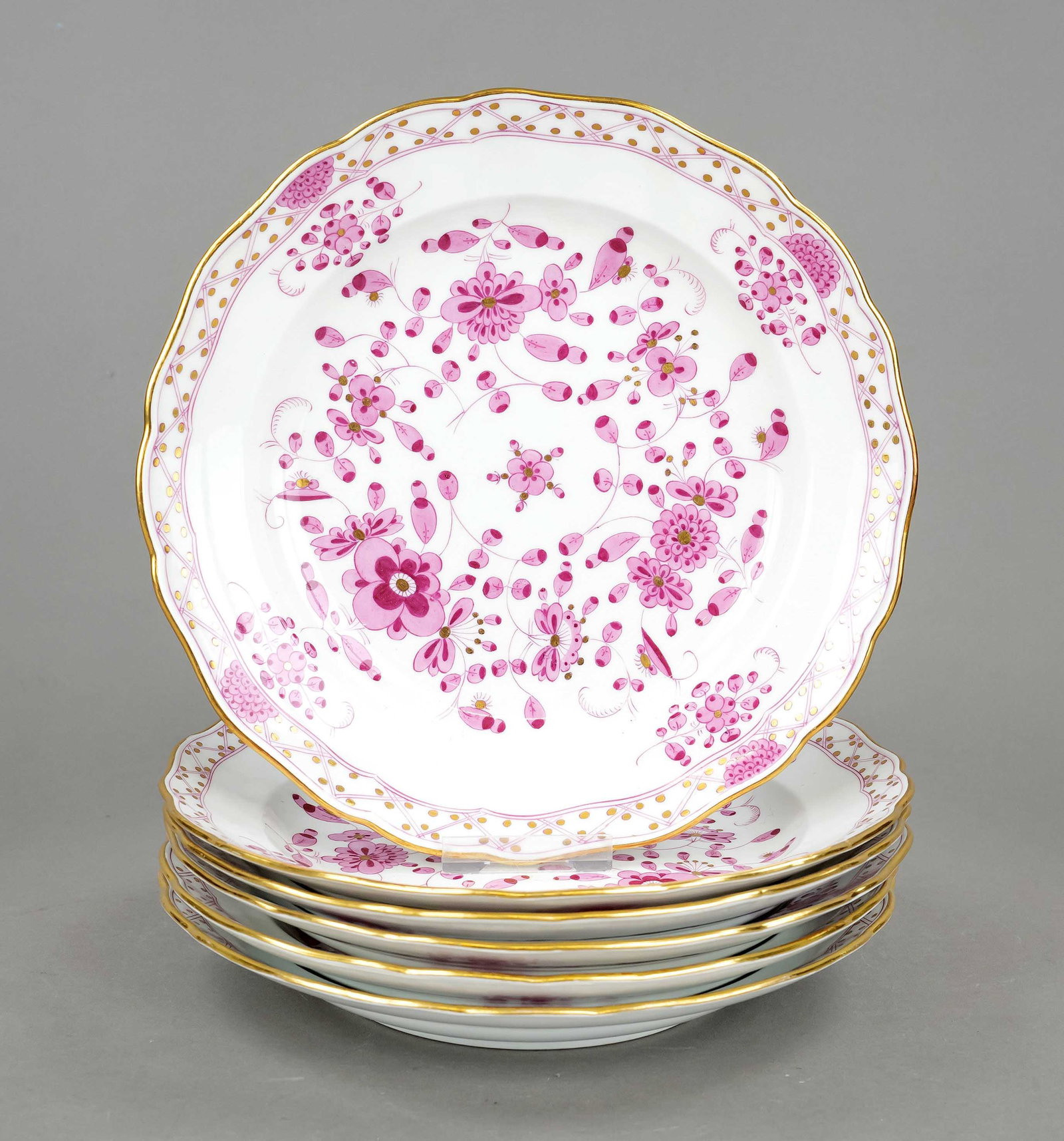 Six dinner plates, Meissen, pomm (1 of 1)