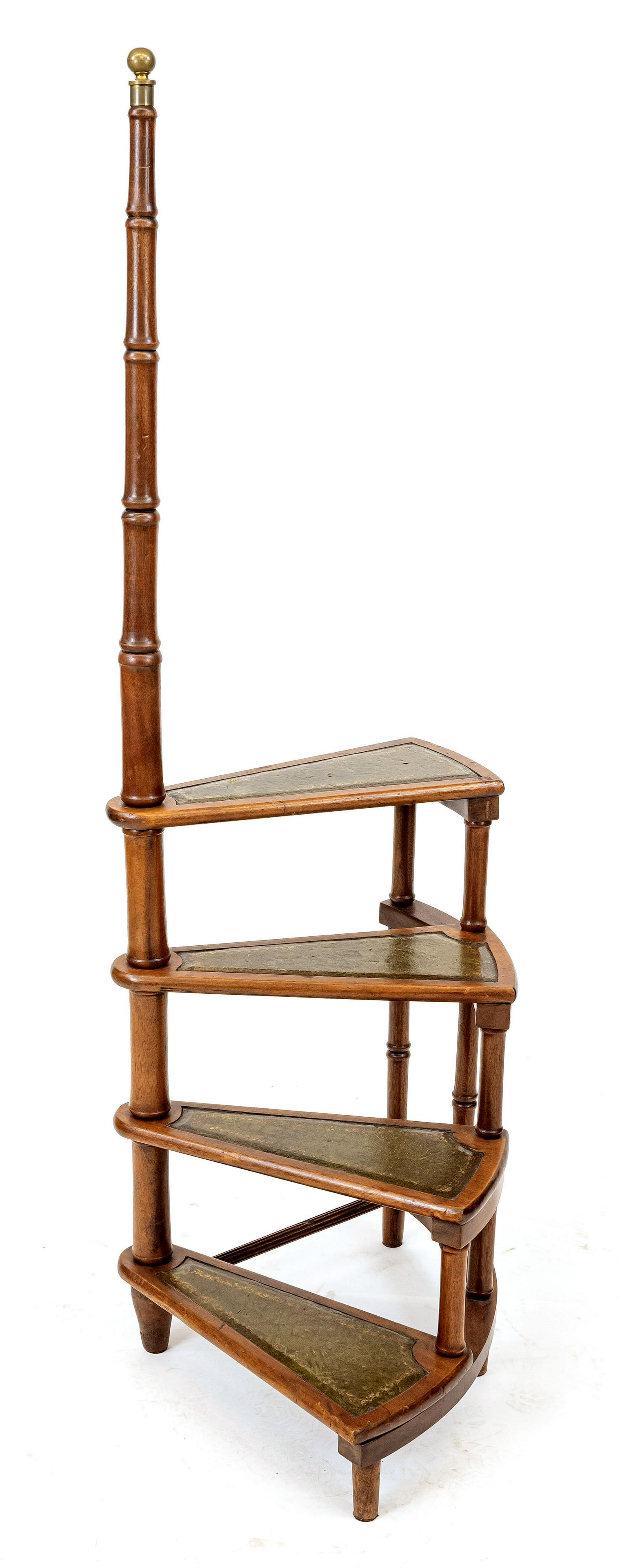 English library staircase, 20th c., mahogany, 154 x 48 x 66 cm. (1 of 1)