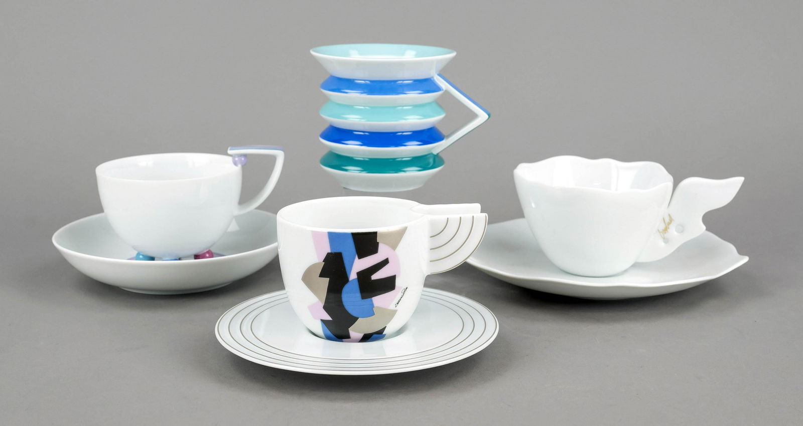 3 Artist's cups with UT and on: 3 Artist's cups with UT and one mug, Rosenthal, Studio-Line, mark after 1962, artist's cup no. 16, design Ambrogio Pozzi, h. 7,5 cm, artist's cup no. 2, design Michael Boehm, h. 7,5 cm, artist's cup n