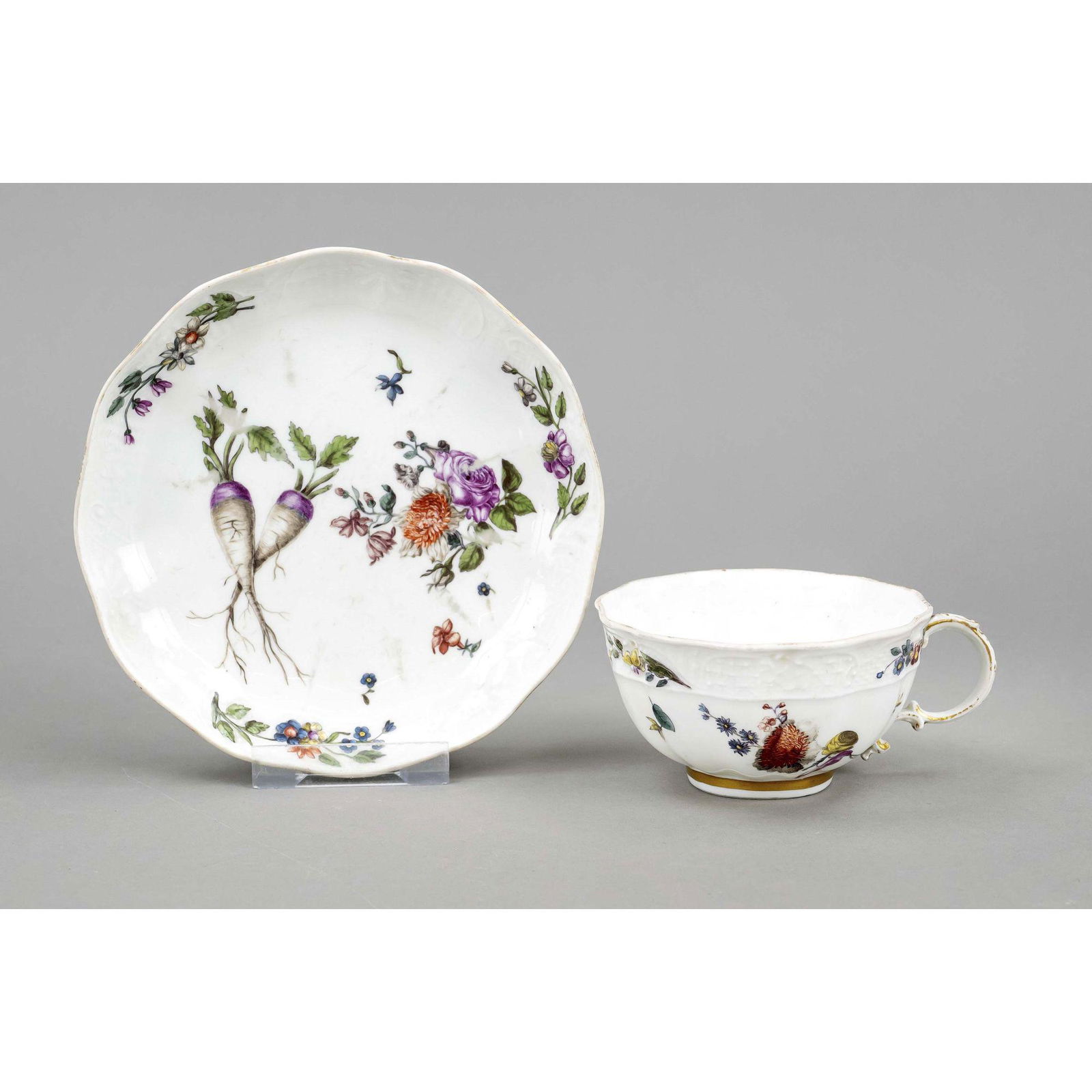 Tea cup with saucer, Meissen, (1 of 1)