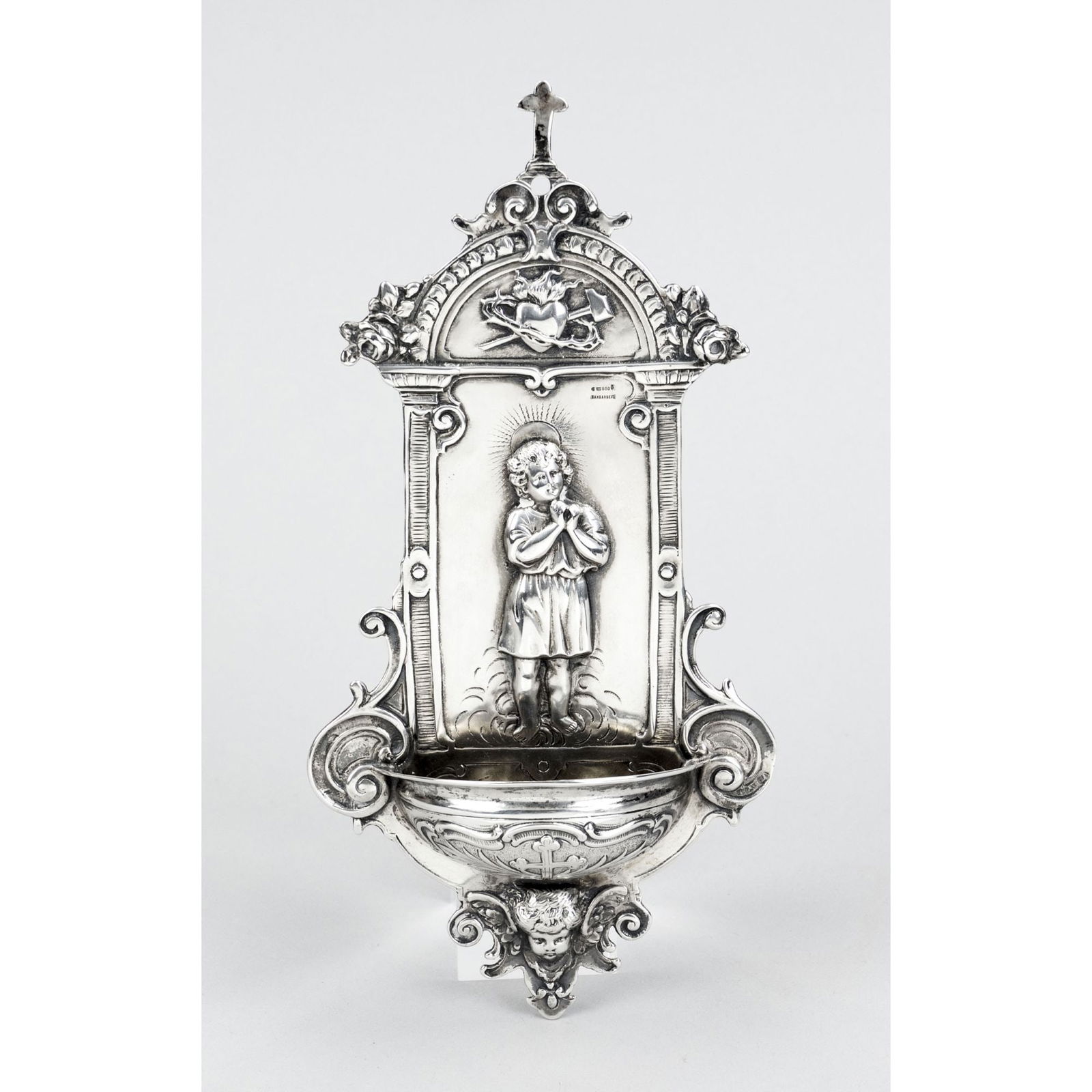 Holy water basin, German, early 2 (1 of 1)