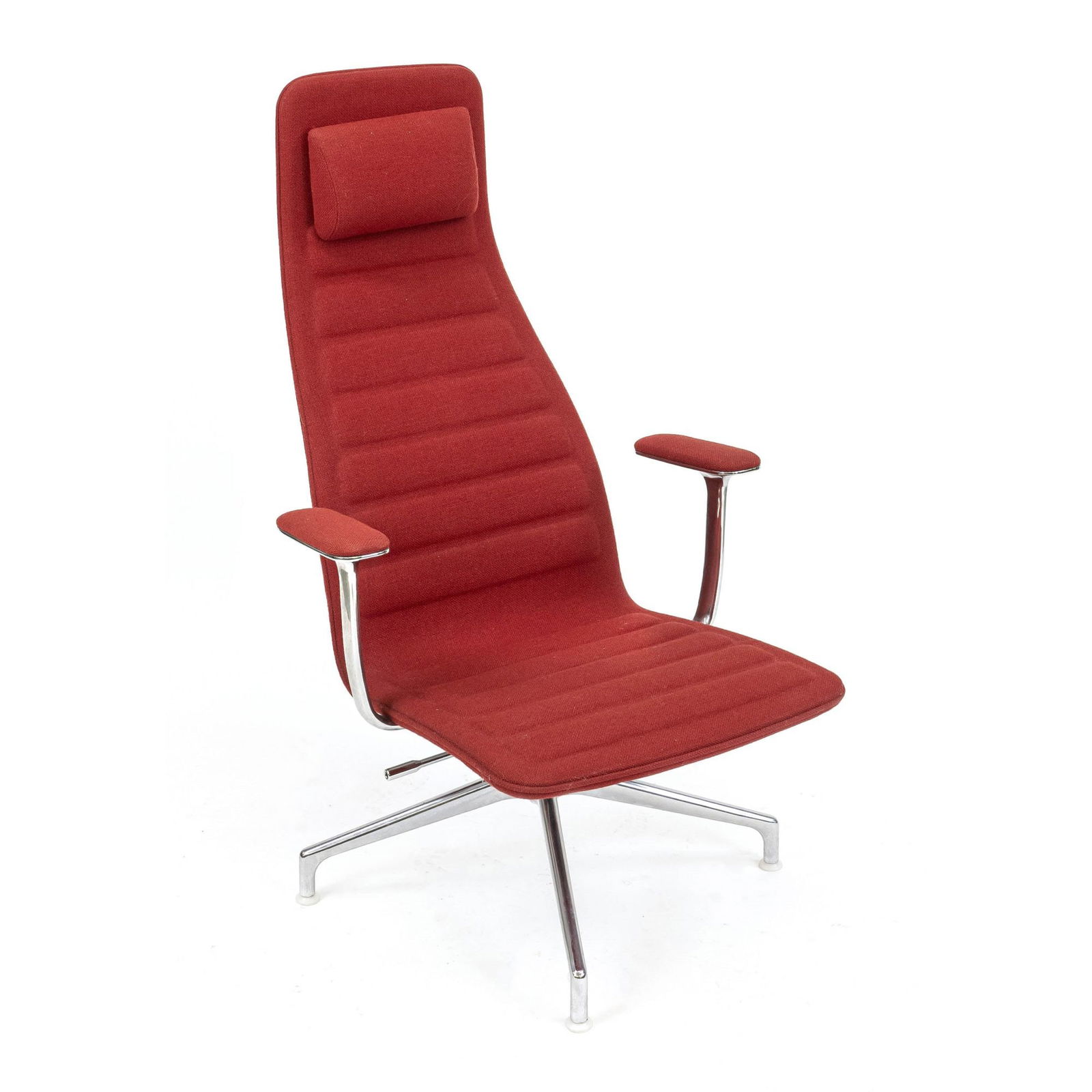 Designer lounge chair for Cappelli: Designer lounge chair for Cappellini, four-legged die-cast aluminum frame, swivels and tilts with locking lever, armrests, red fabric cover, labeled ''Cappellini'', 112 x 66 x 77 cm