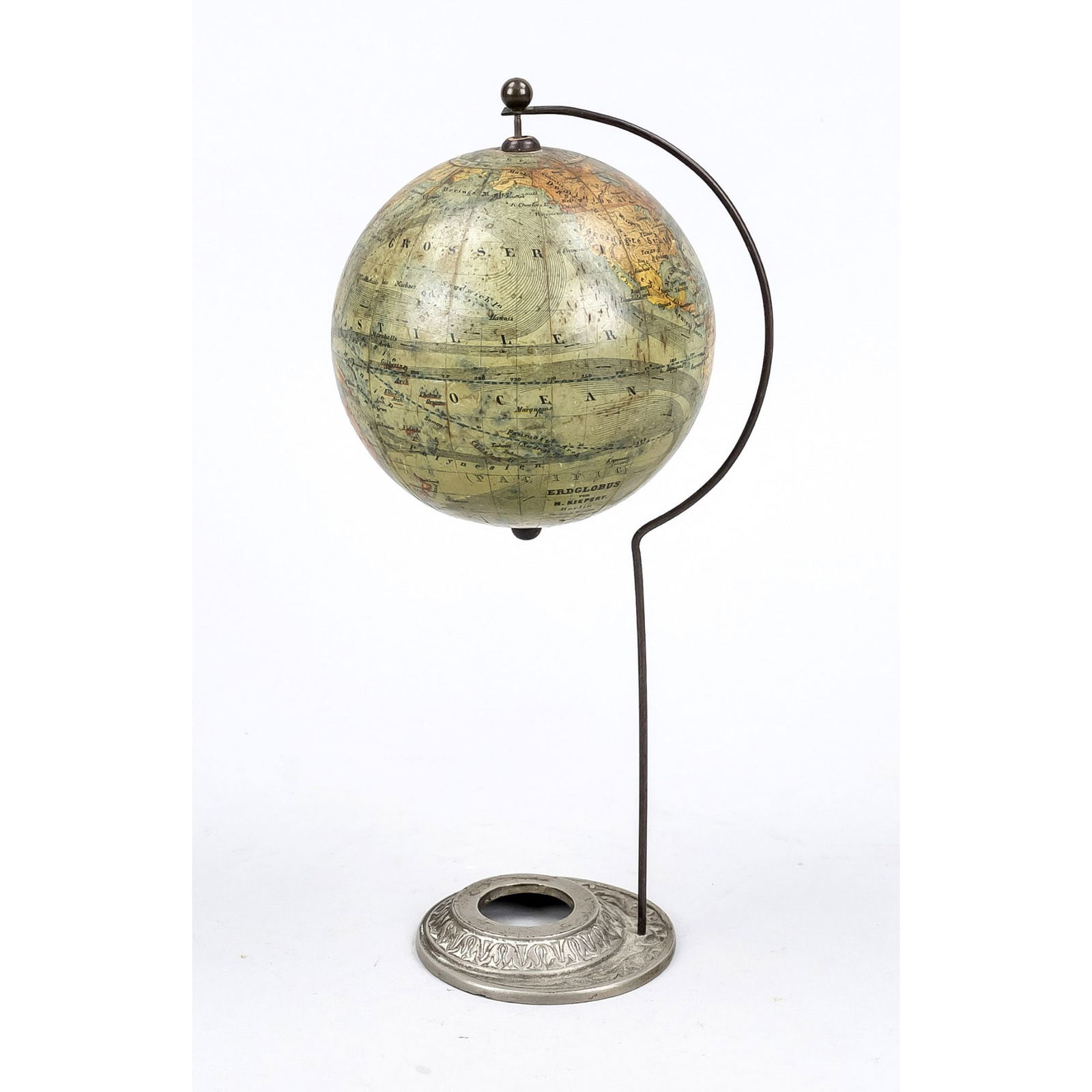 Small globe hanging on wire fra: Small globe hanging on wire frame, late 19th c. Base iron casting with opening for compass (missing), globe marked ''E. Kiepert Berlin 1896'', rubbed h. 25 cm