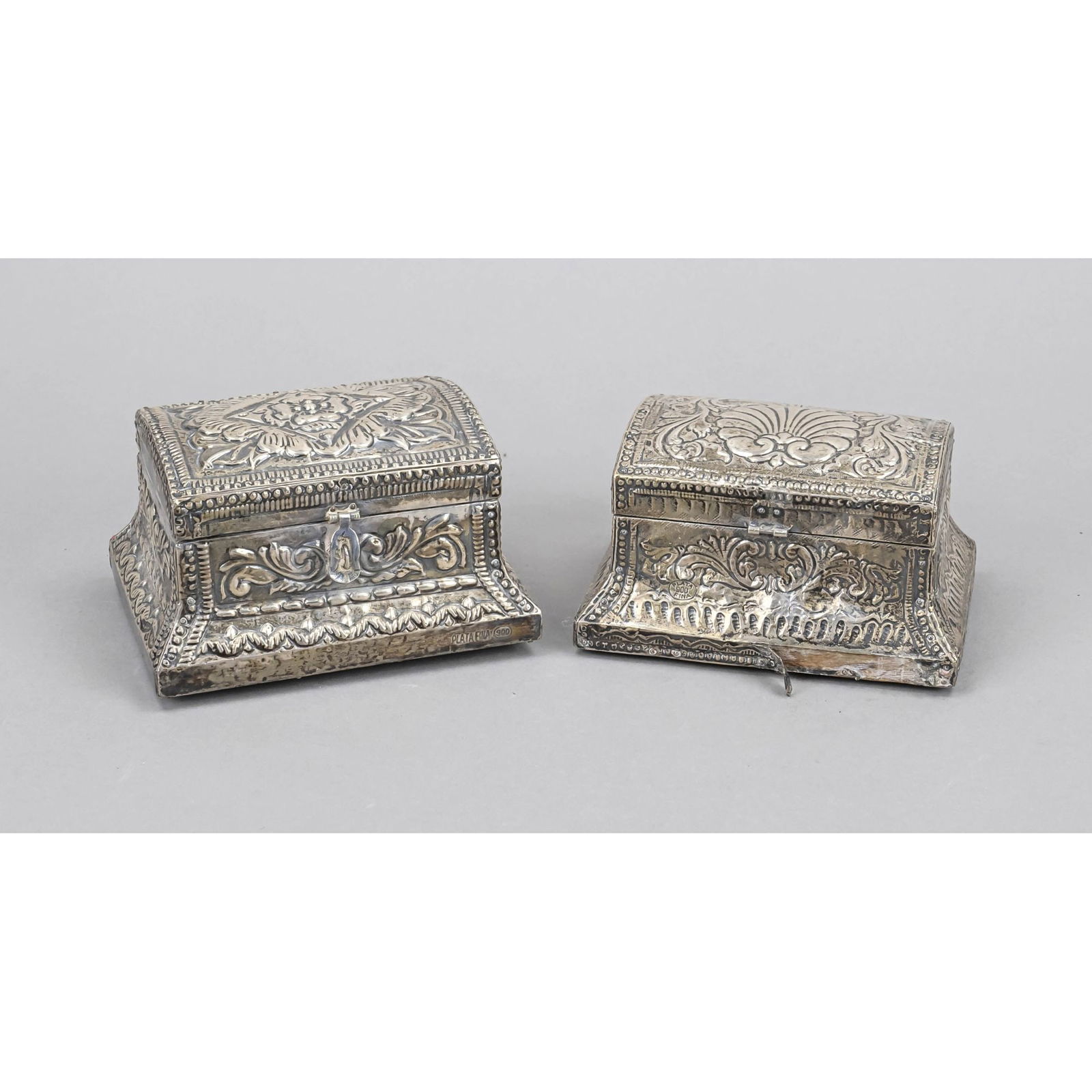 Two rectangular lidded boxes, Chile, 20 (1 of 1)
