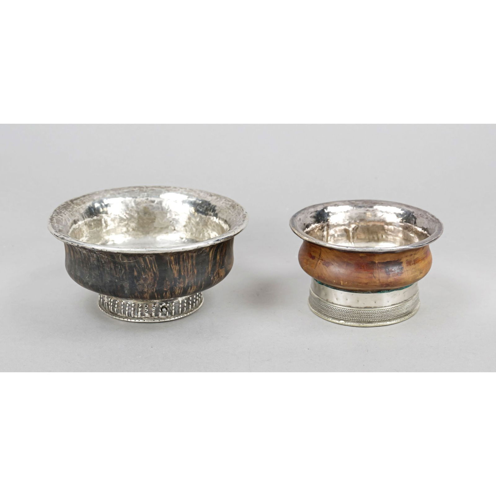 Two round bowls with silver mounting (1 of 1)