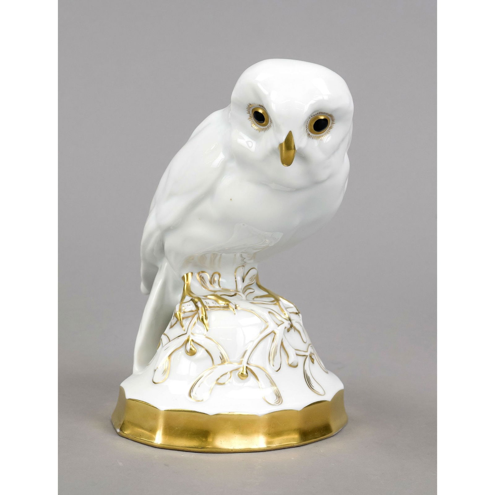 Owl on pedestal, Hutschenreuther,: Owl on pedestal, Hutschenreuther, Selb, 1920-30s, designed by Prof. Fritz Klee, green stamp mark, white, ornamental gilding, h. 17 cm