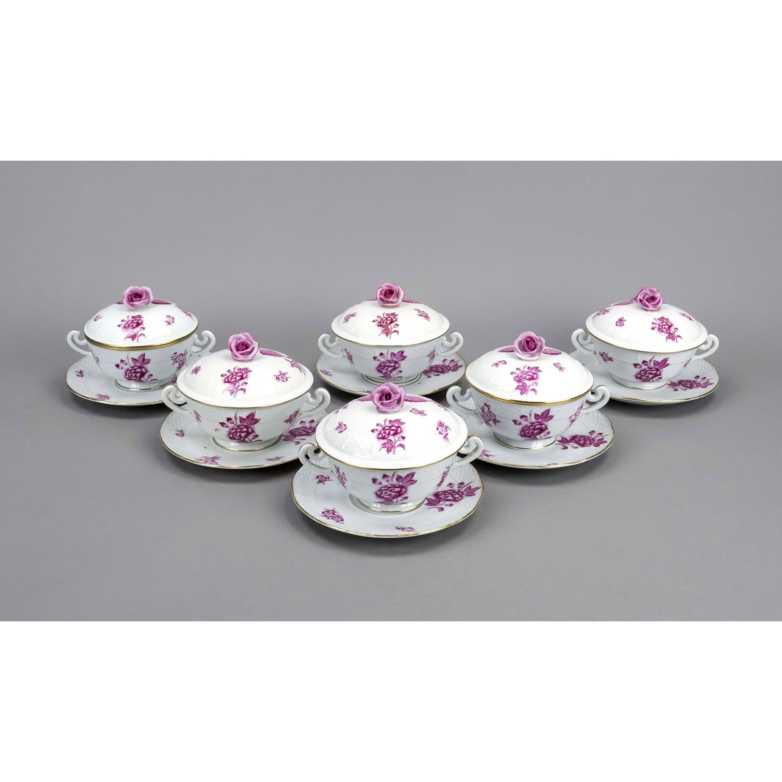 Six soup bowls with lids and sauc: Six soup bowls with lids and saucers, Herend, 2nd half 20th century, Ozier form, floral painting in purple, gold rim, overall h. 10 cm