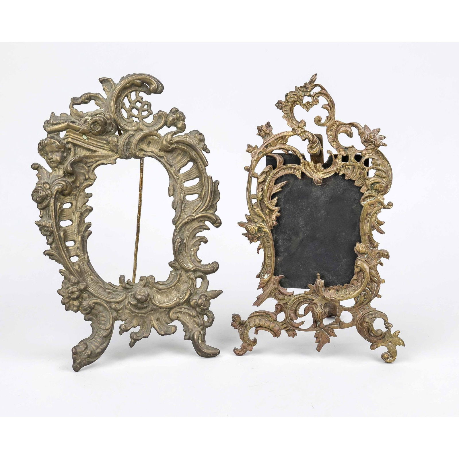 2 Historicism picture frames, late: 2 Historicism picture frames, late 19th century, bronze/brass with residual gilding. Both open-worked with rocailles, rubbed and slightly chipped, h. up to 29 cm