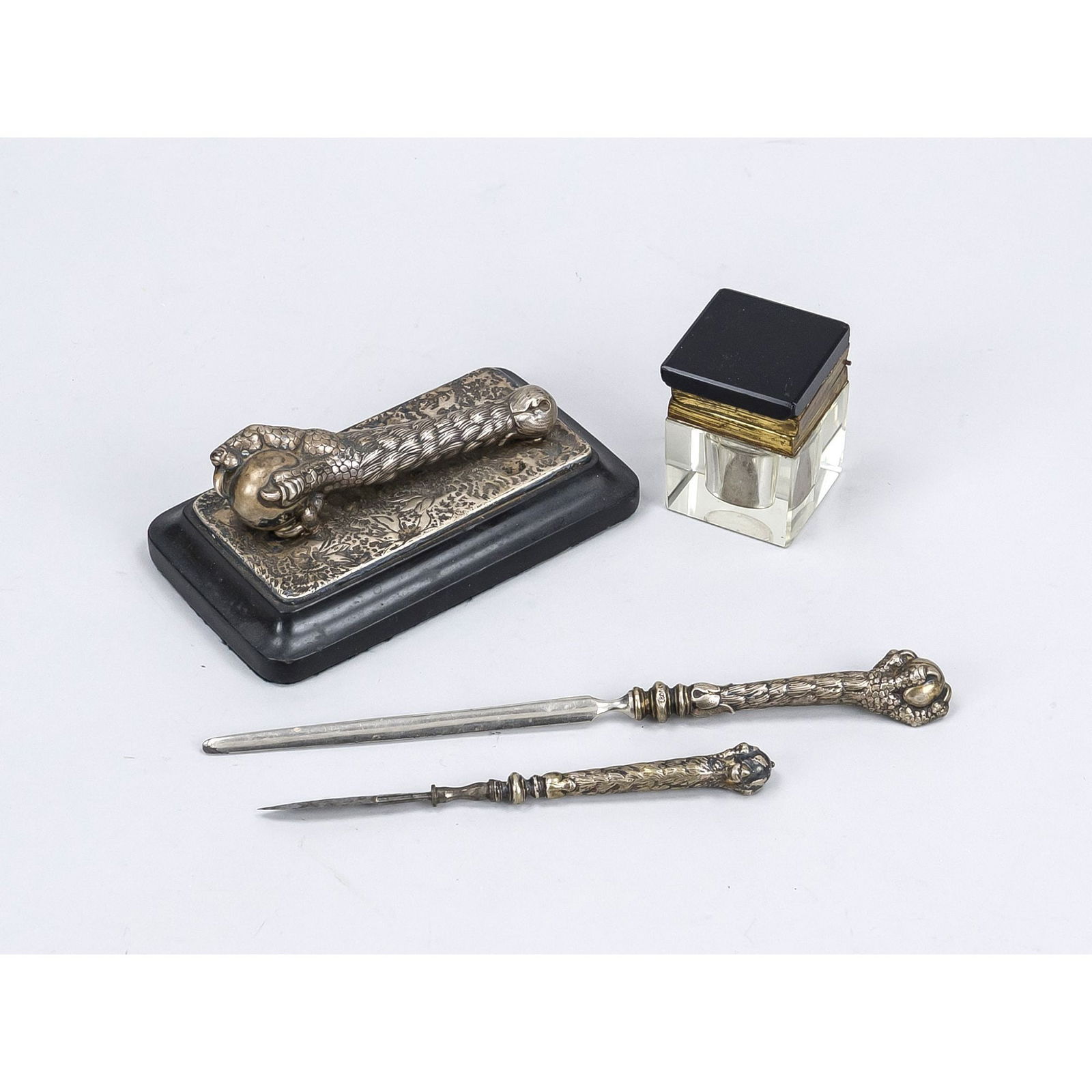 Desk utensils, late 19th centur (1 of 1)