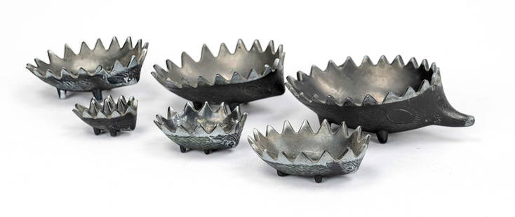 Aluminum stacking ashtray, 6-piece, '': Aluminum stacking ashtray, 6-piece, ''Hedgehog'', 2nd half 20th century, designed by Walter Bosse for Baller Austria, 6 stackable hedgehog shapes, ashtray set with ember killer, blackened aluminum, bo