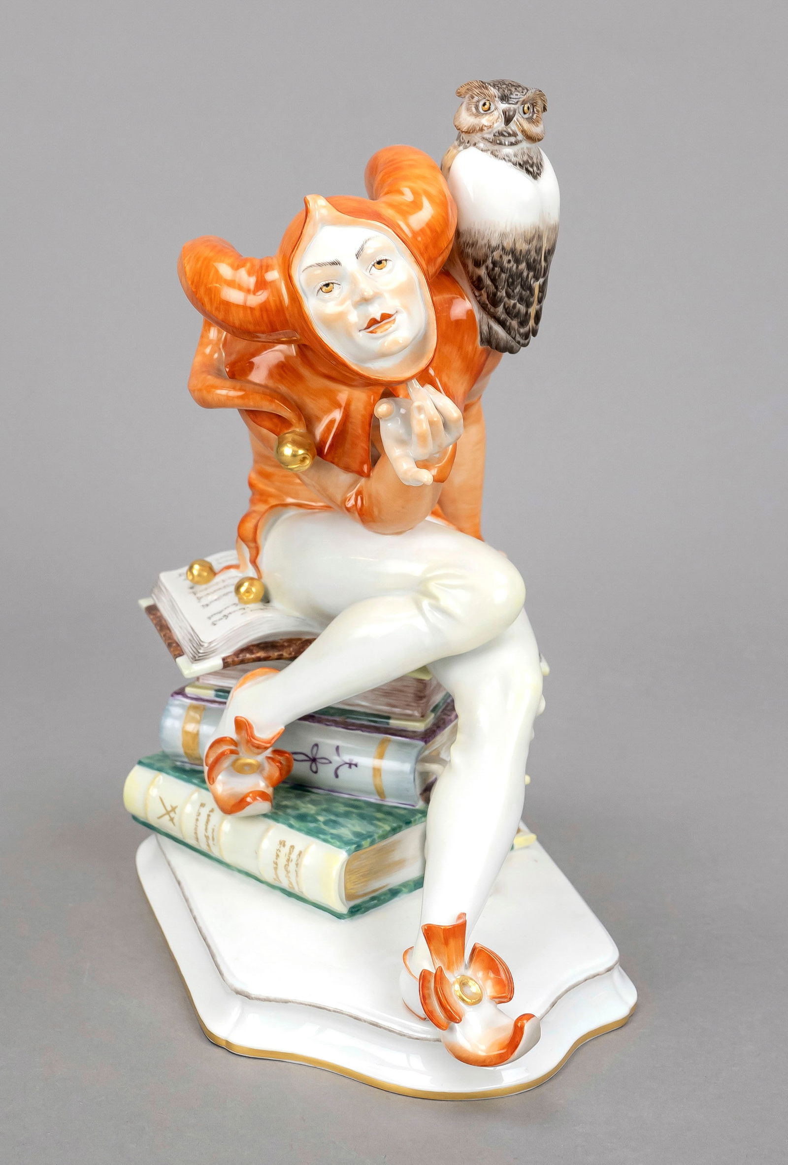 Till Eulenspiegel with owl, Meissen, m: Till Eulenspiegel with owl, Meissen, mark after 1934, year mark for 1983, 1st choice, designed by Alexander von Struck in 1941, model no. 73347, Till Eulenspiegel with his owl on his shoulder sitting