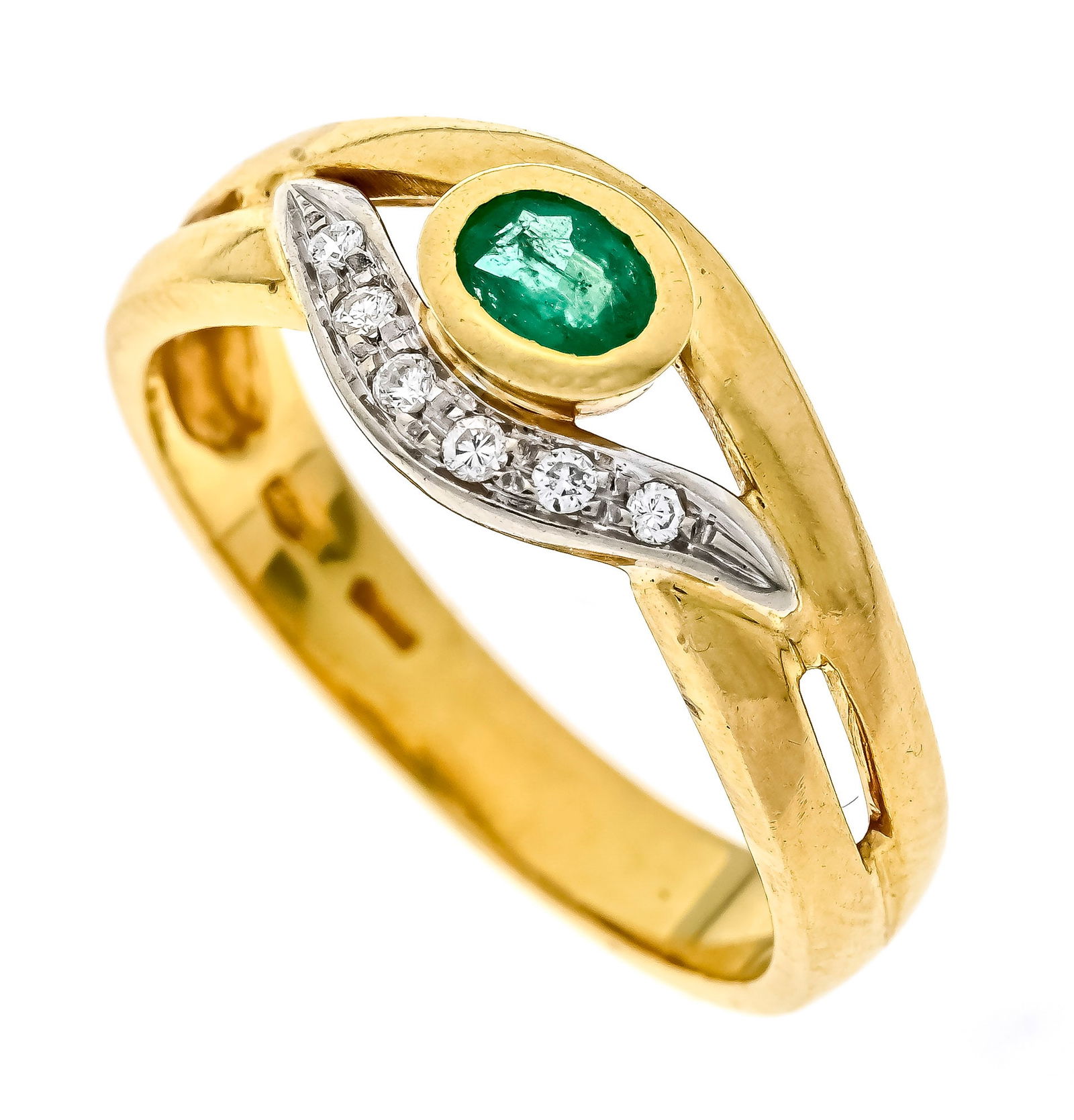 Emerald-brilliant ring GG 750/000: Emerald-brilliant ring GG 750/000 with an oval faceted emerald 4.4 x 3.0 mm green, translucent and 6 brilliant-cut diamonds, total 0.04 ct W-tonedW/SI, RG 55, 4.7 g