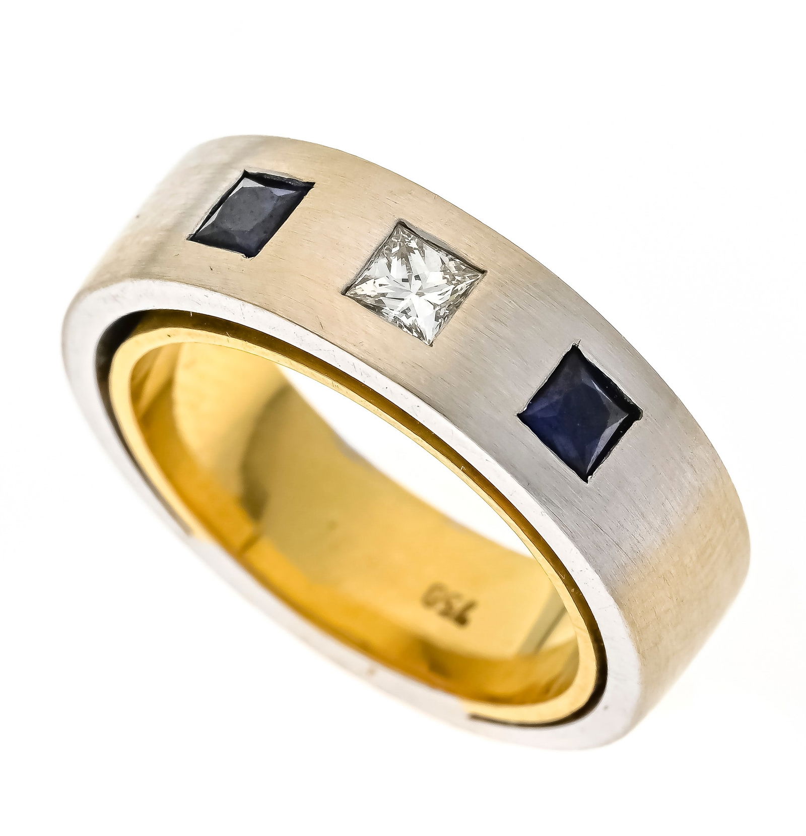 Sapphire diamond ring GG/WG 750/0: Sapphire diamond ring GG/WG 750/000 with a princess diamond 0.18 ct TW/VS and 2 carré faceted sapphires 3 mm, RG 54, 13.0 g
