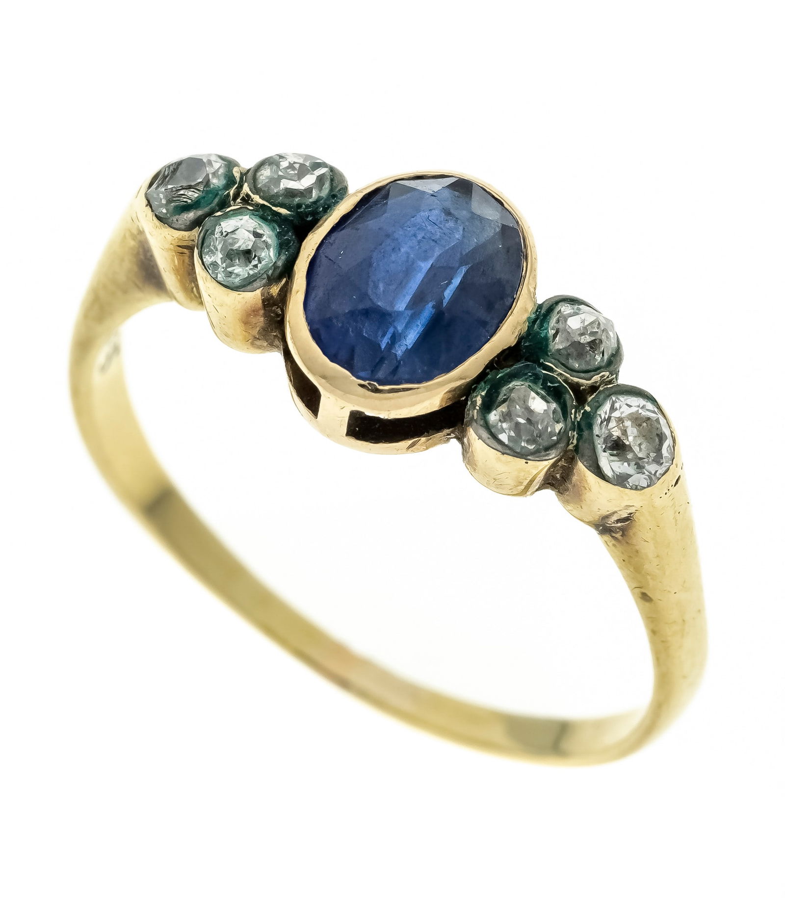 Sapphire diamond ring GG 585/000: Sapphire diamond ring GG 585/000 with an oval faceted sapphire 7.0 x 5.3 mm, blue, transparent, with few internal features, slightly rubbed and 6 old-cut diamonds, total 0.18 ct tintedW/SI-PI, RG 55,