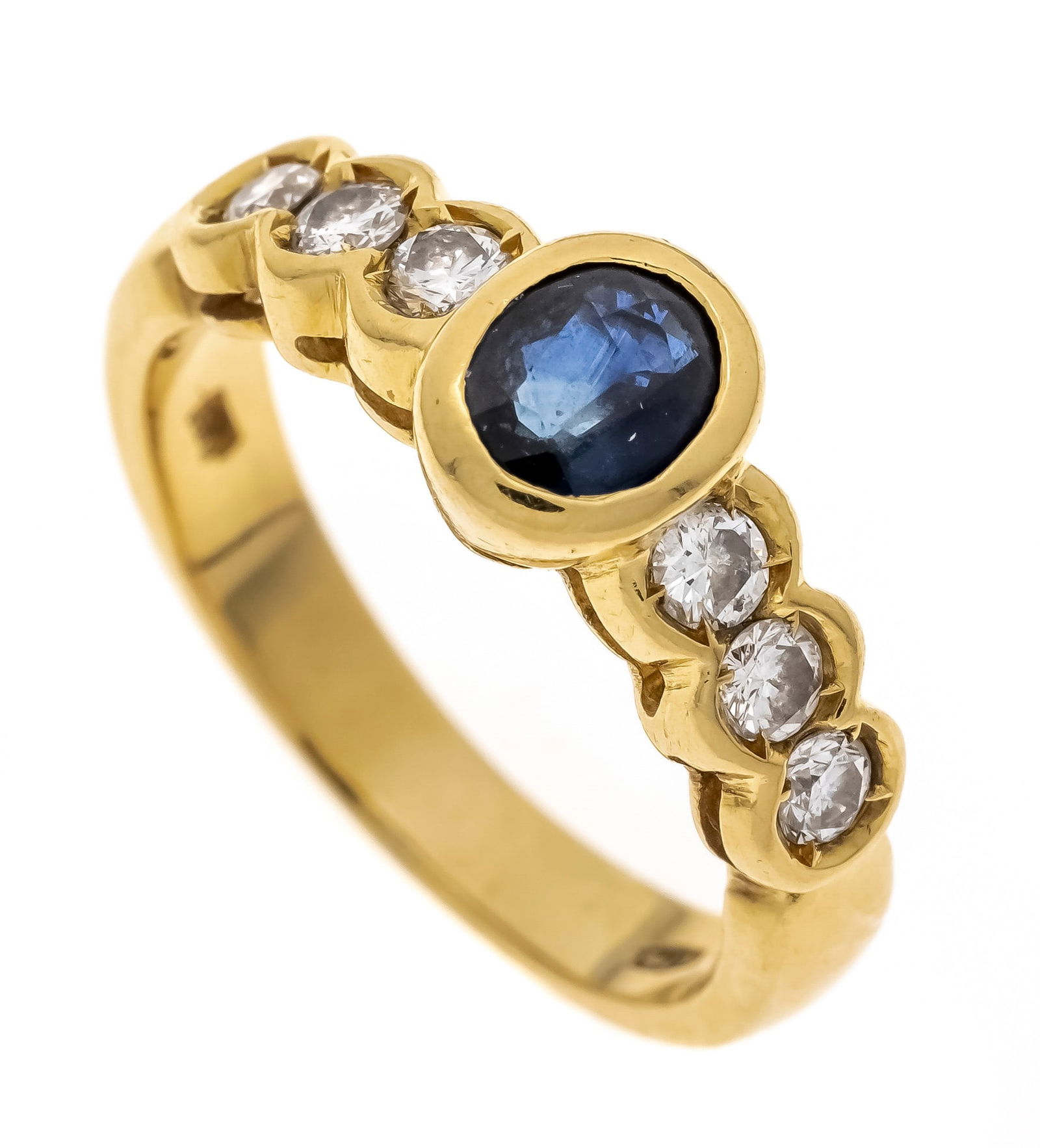 Sapphire-brilliant ring GG 750/00: Sapphire-brilliant ring GG 750/000 with an oval faceted sapphire 5.2 x 4.2 mm and 6 brilliant-cut diamonds, total 0.30 ct W/SI, RG 50, 4.4 g
