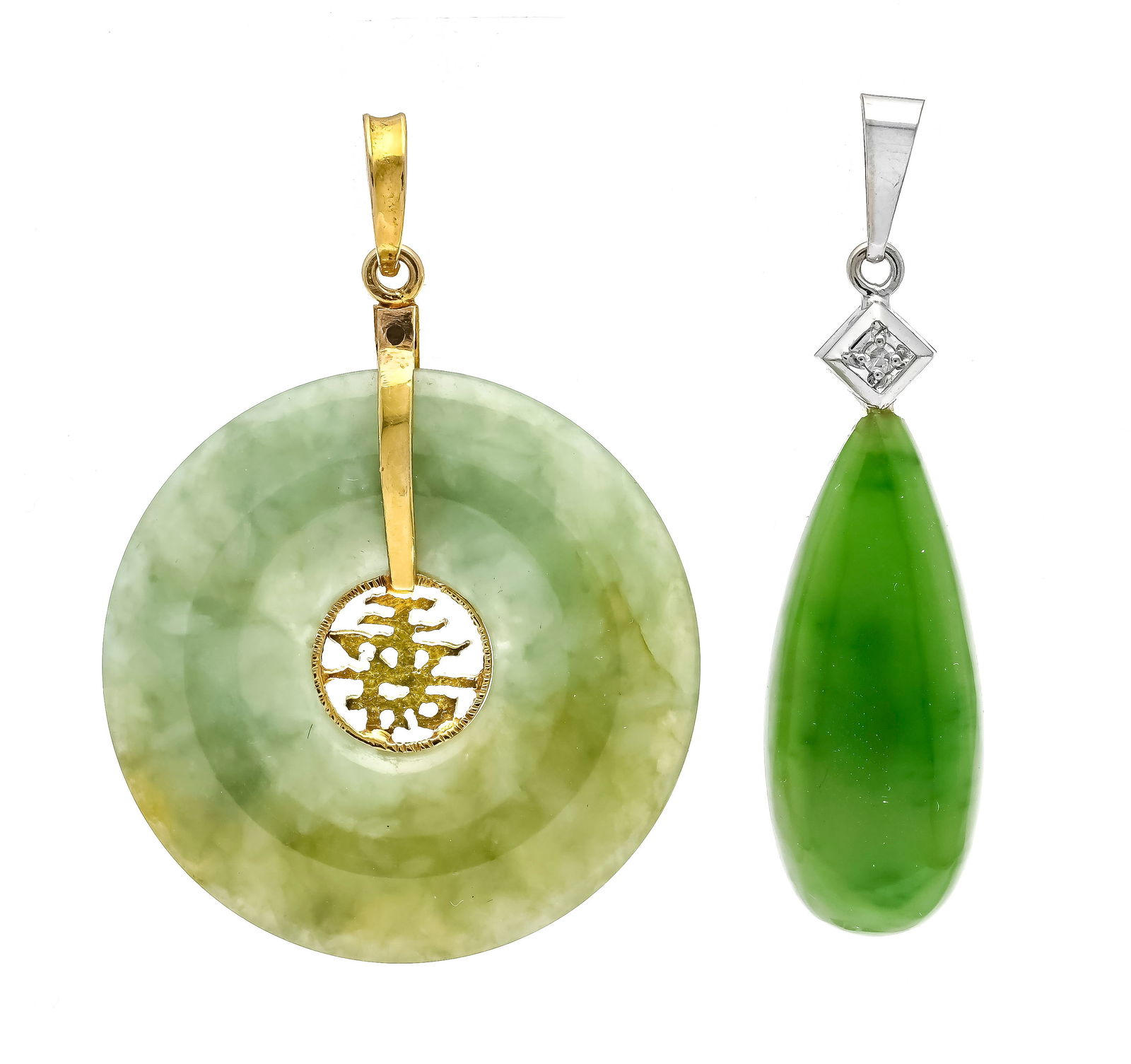 2 jade-brilliant pendants GG/WG 5: 2 jade-brilliant pendants GG/WG 585/000 with a drop-shaped jade cabochon 24 x 10 mm dark green, opaque, a ring-shaped jade element D. 27 mm in a partially yellowish marbled light green, opaque and an