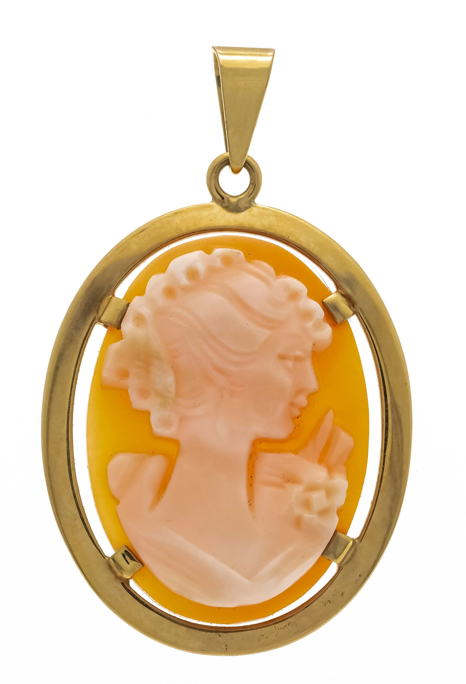 Shell gem pendant GG 585/000 with: Shell gem pendant GG 585/000 with an oval shell gem finely cut with a lady's portrait 25 x 18.5 mm, l. 39.5 mm, 4.7 g