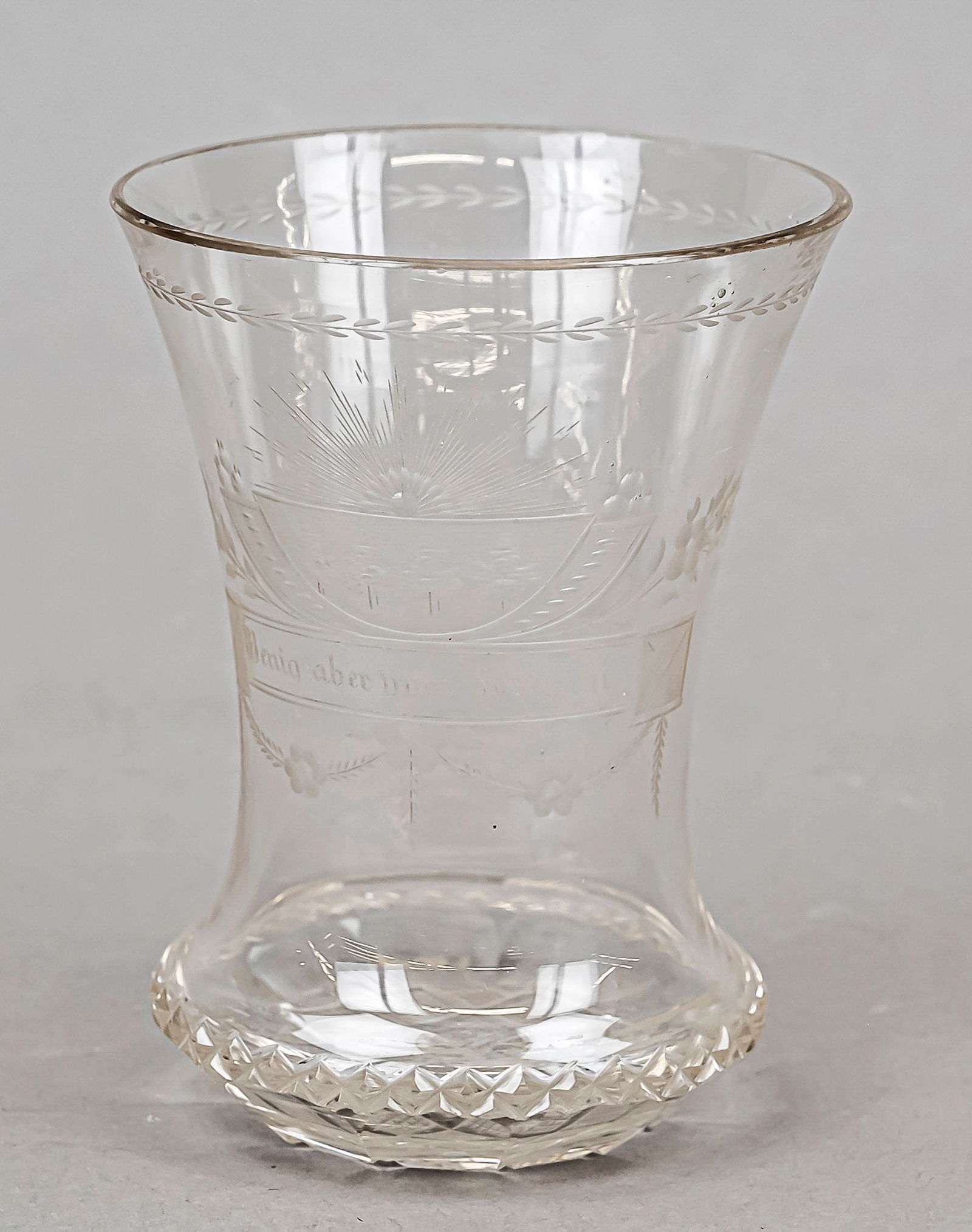 Biedermeier beaker/friendship gla: Biedermeier beaker/friendship glass, c. 1830, round beaded stand, curved body, clear glass with cut decoration and motto 'Little but from the heart', h. 11.5 cm