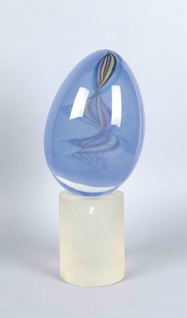 Großes Glasei, 20. Jh., auf zylindrischem (1 of 1)