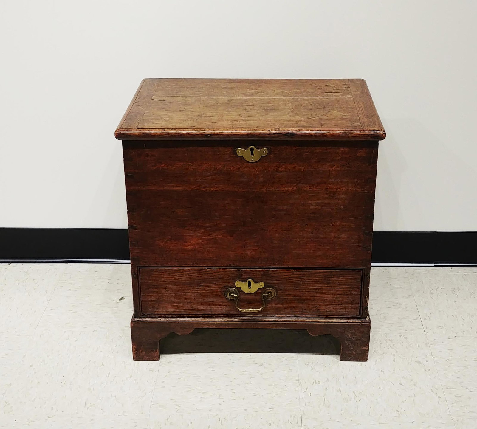 An English Side Table with Drawer and Trunk Top: An English trunk with drawer and lidded top. 21 L x 21 1/4 H x 15 1/2 D inches